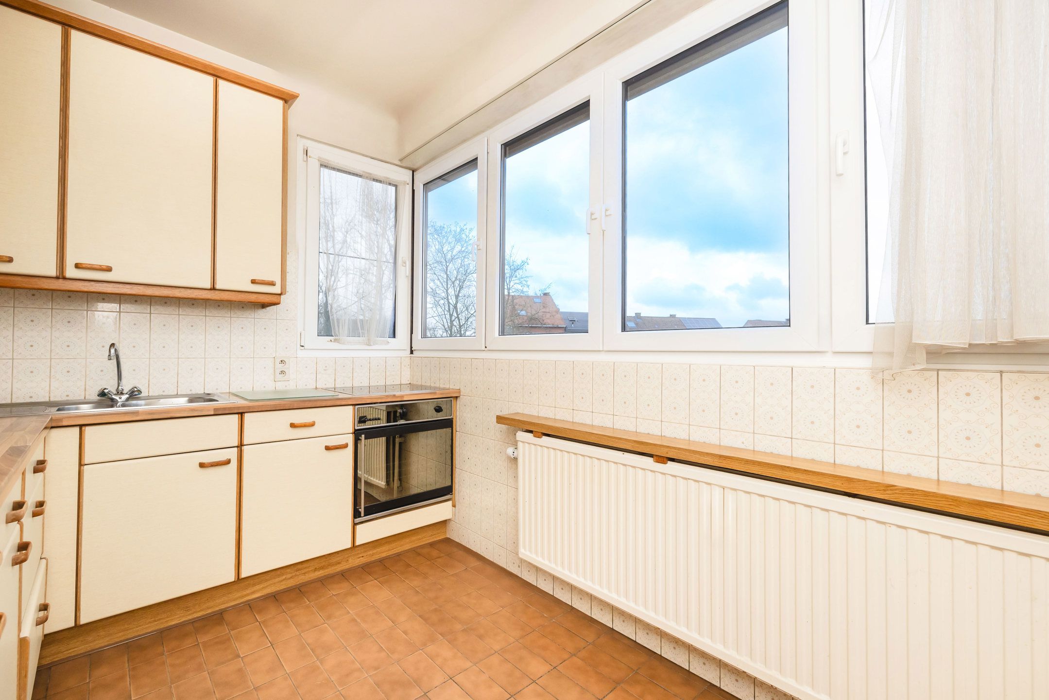 2 slaapkamerappartement + verplichte garage foto 7