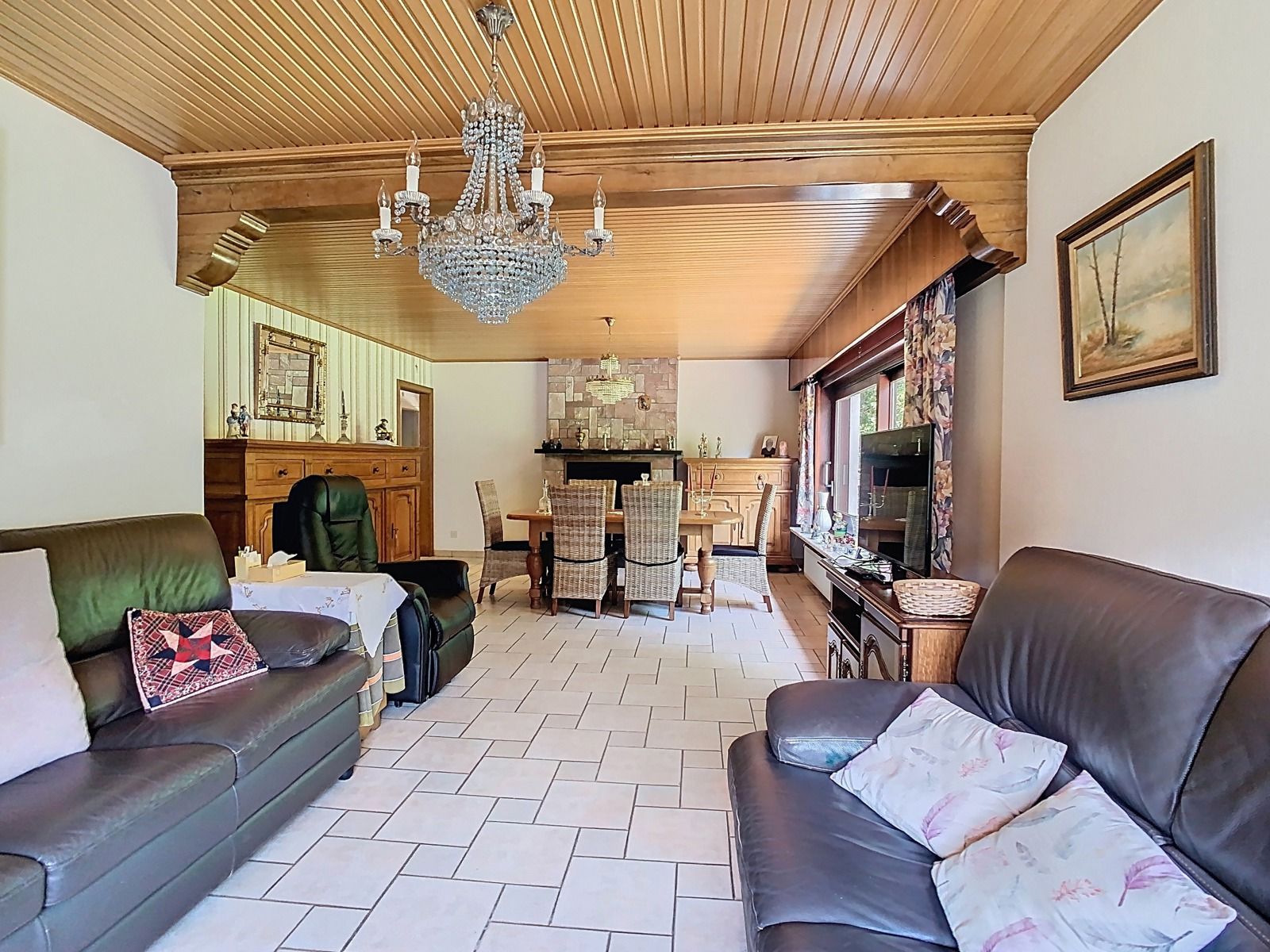 Woning met 2 SLPK, garages en riante tuin, op Toplocatie! foto 5