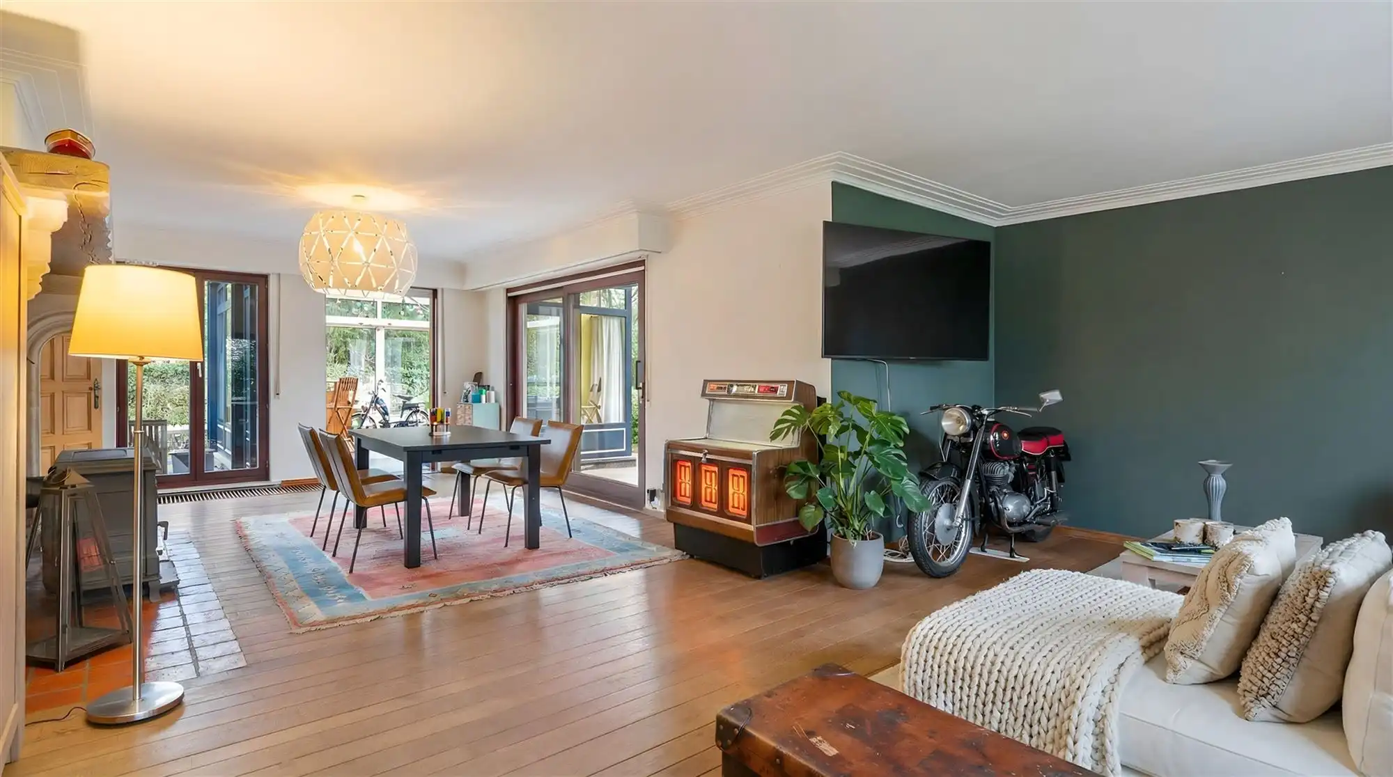 Landelijke villa met 5 slaapkamers op ca. 2.226 m2. foto 3