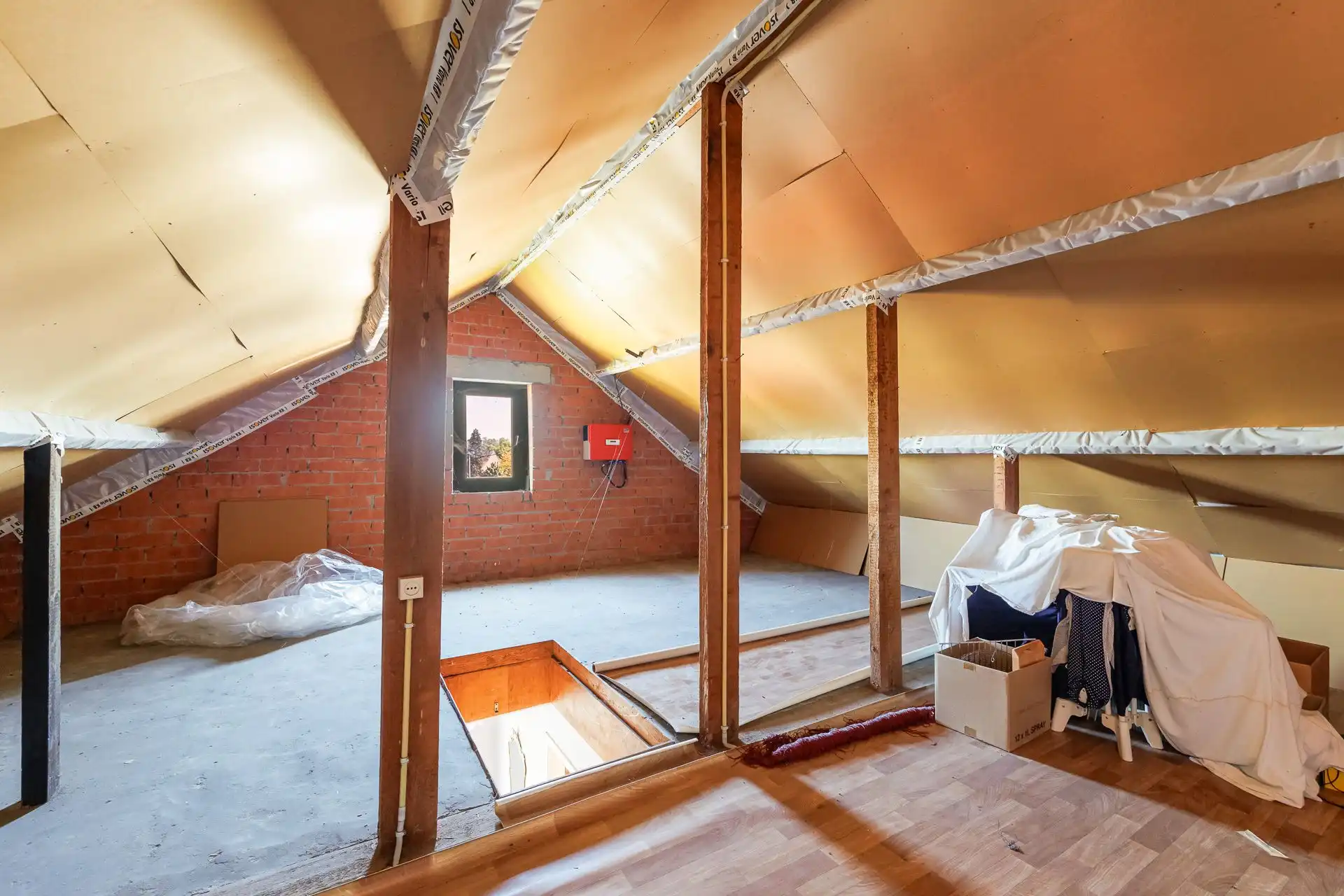 Fijne gezinswoning met 3 slaapkamers en ruime tuin foto 14