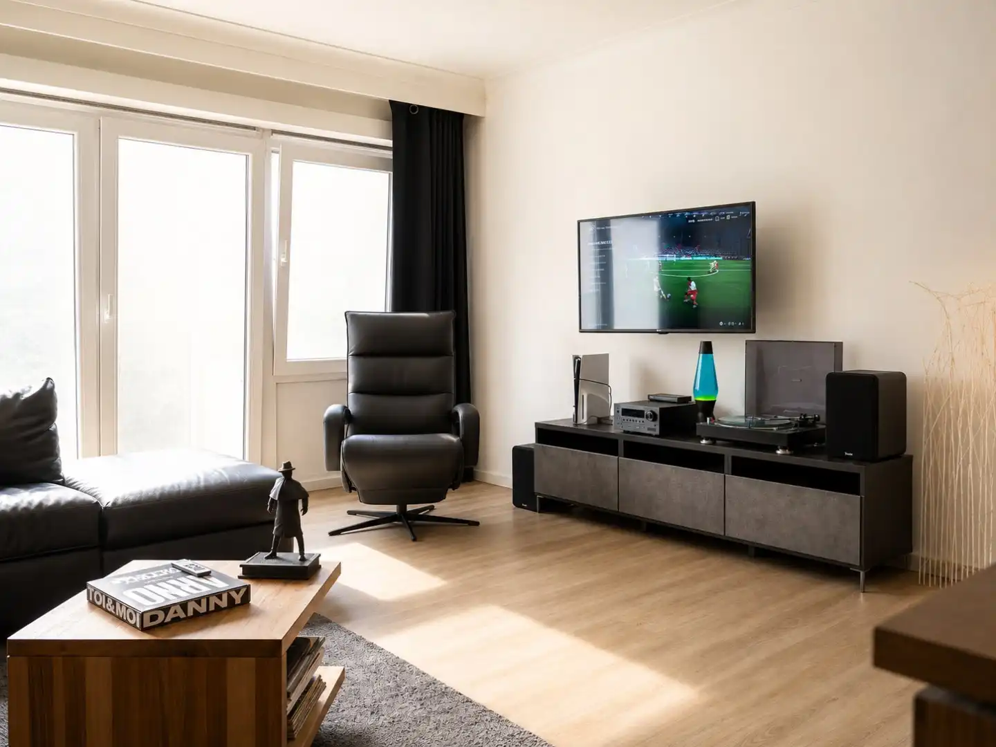 INSTAPKLAAR BEMEUBELD APPARTEMENT IN CENTRUM OOSTENDE foto 5