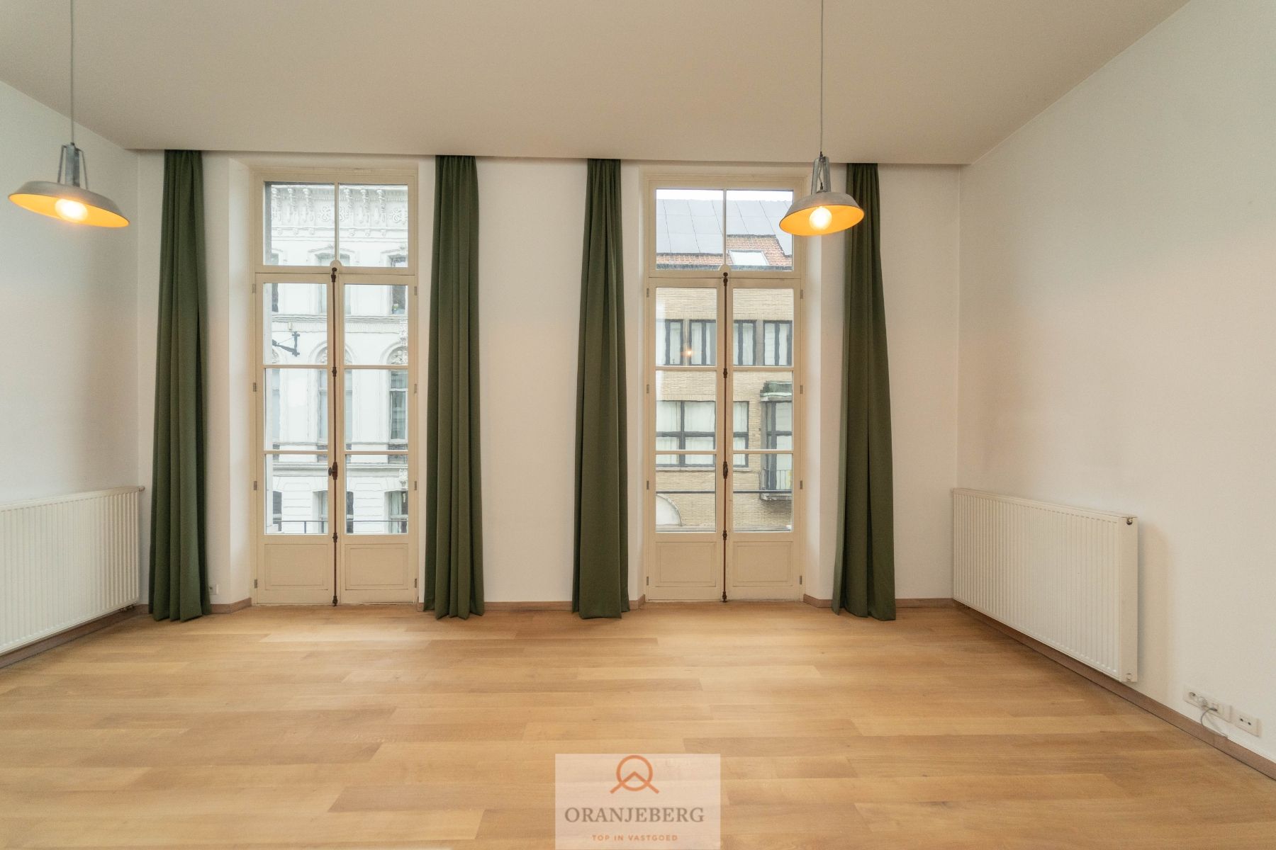 Luxueus ruim twee-slaapkamer appartement in Herenhuis - centrum Gent foto 6