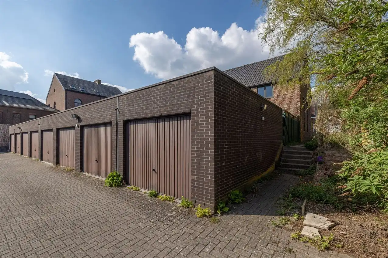 instapklare woning (3 slpk) in oude gemeenteschool foto 32