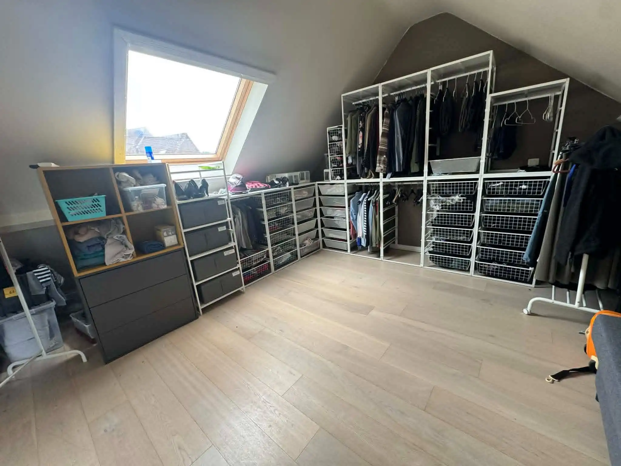Ruime woning...met loftgevoel... foto 16