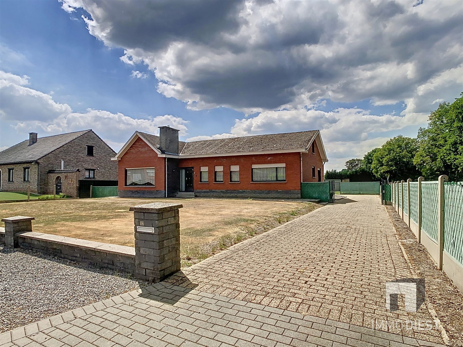 Te renoveren woning op 20,87are &  prachtige groene locatie foto 2
