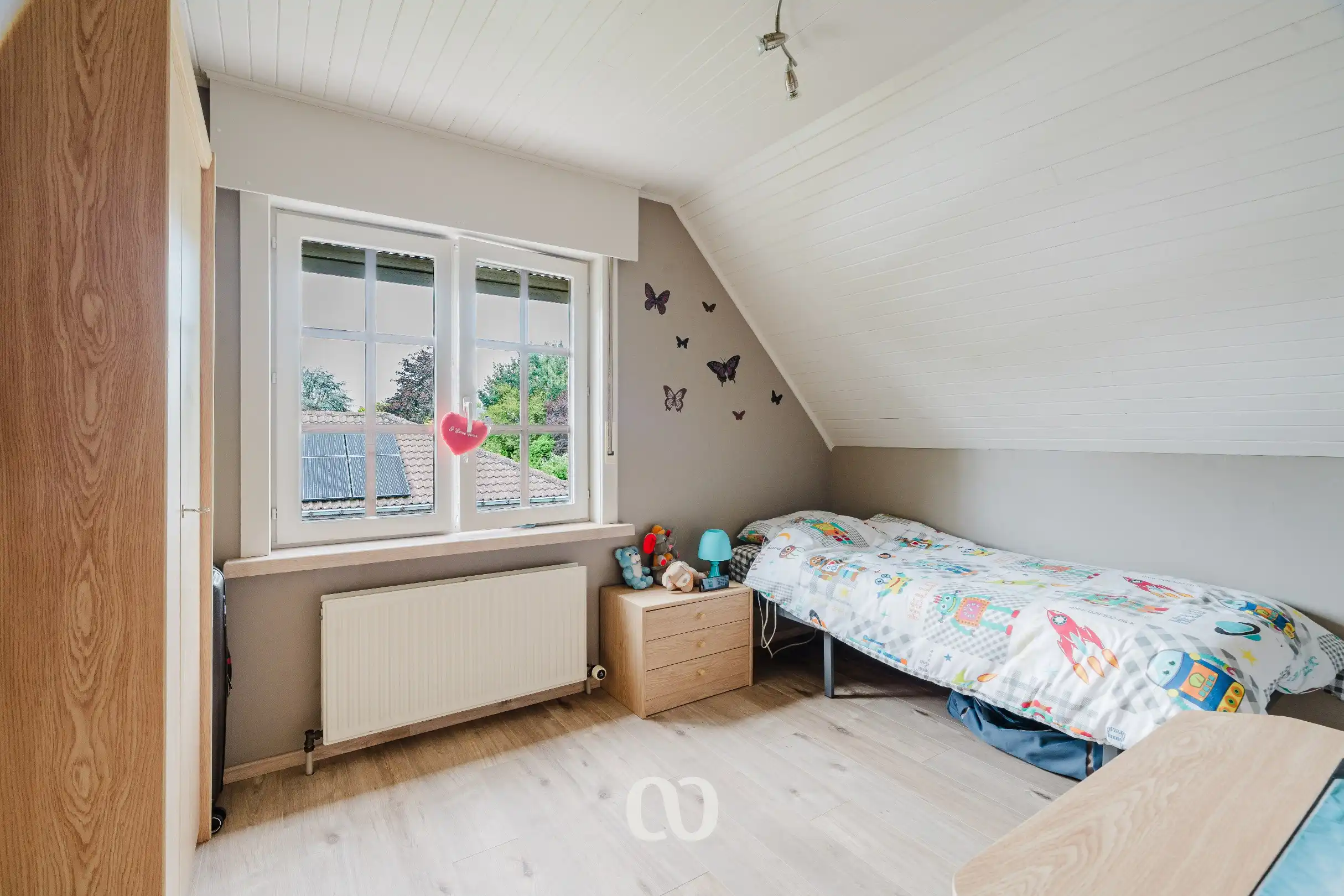 Prachtig onderhouden gezinswoning met 4 slaapkamers foto 12