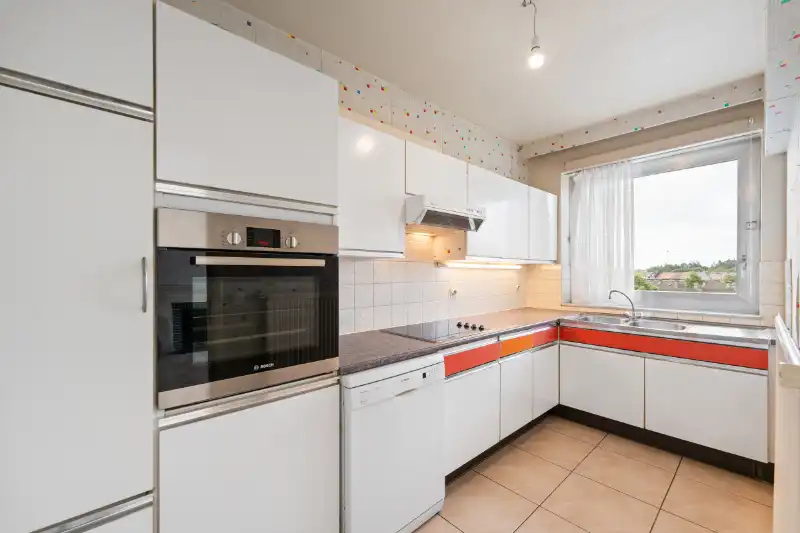 Ruim appartement met twee slaapkamers in centrum Roeselare foto 5