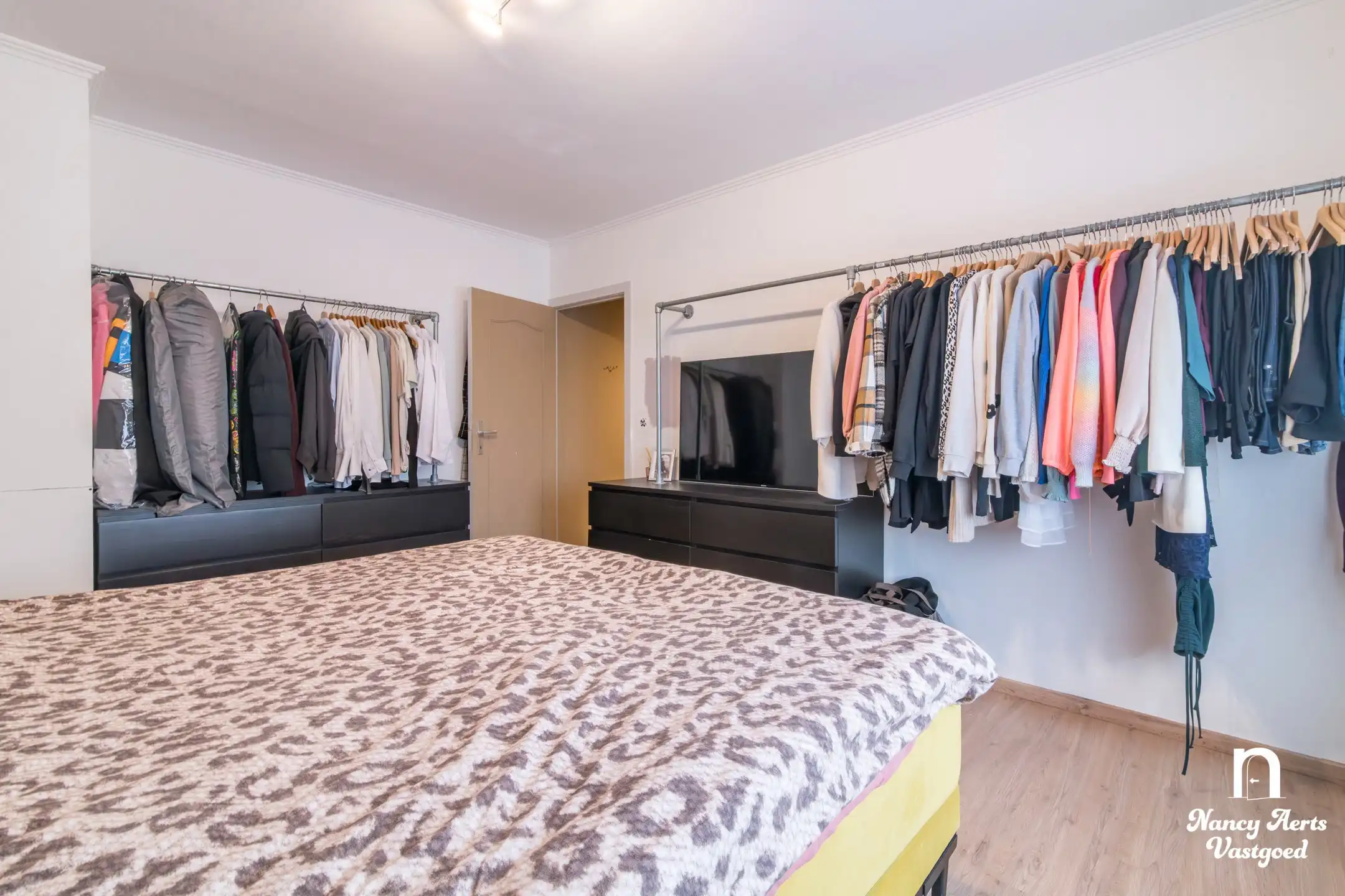 Gelijkvloers wonen in alle rust, op een royaal perceel foto 14