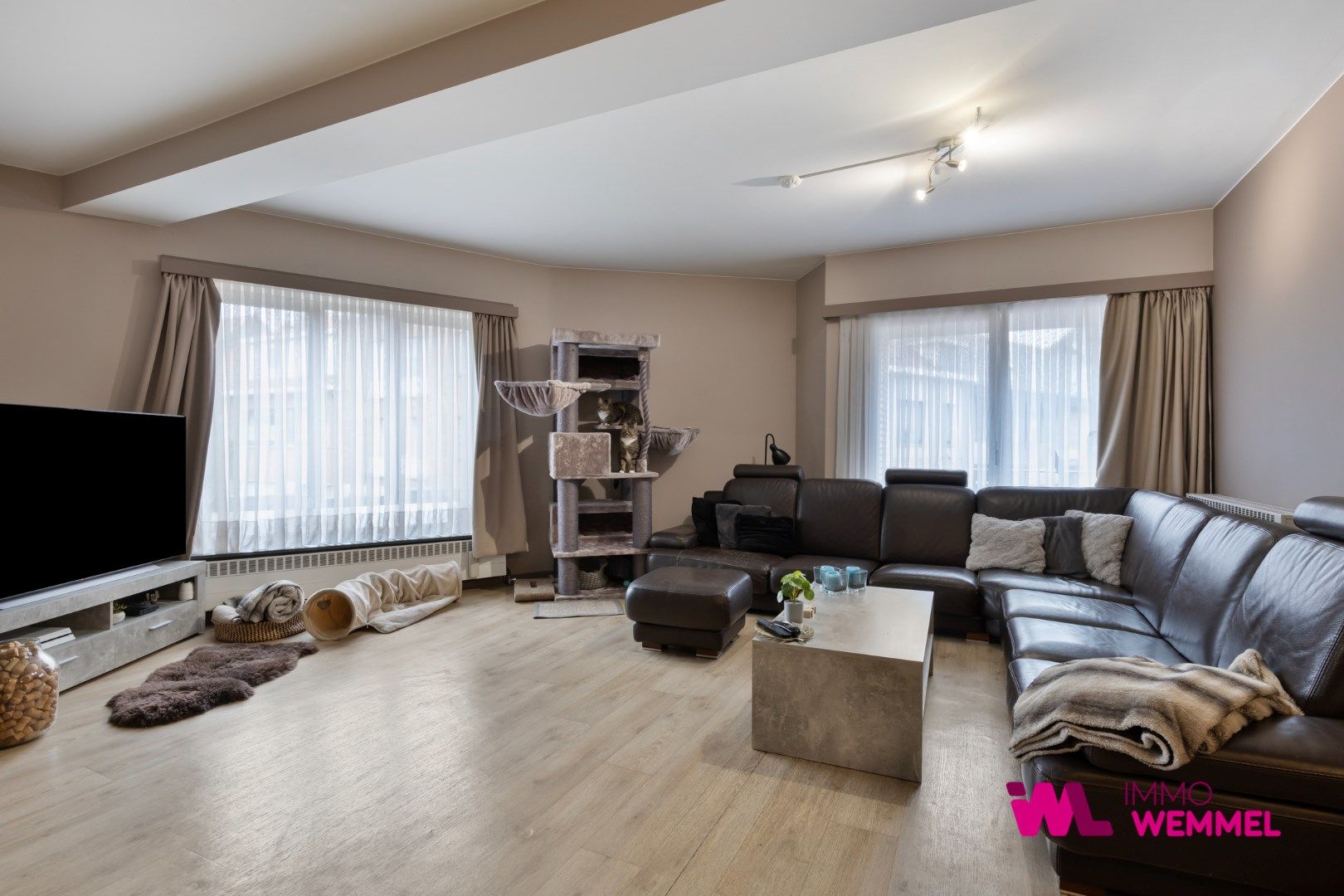 Appartement met 2 slaapkamers, kelder en garage foto 4