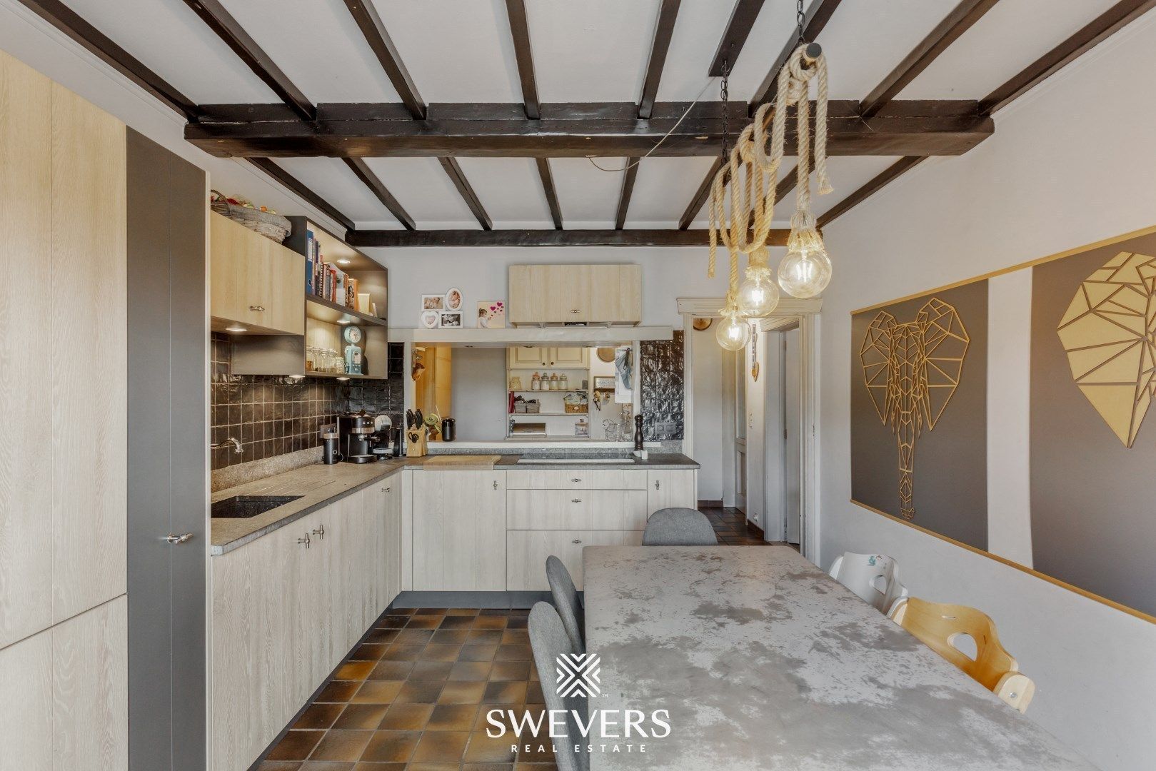 Verrassend ruime woning met veel mogelijkheden te Heusden-Zolder foto 10