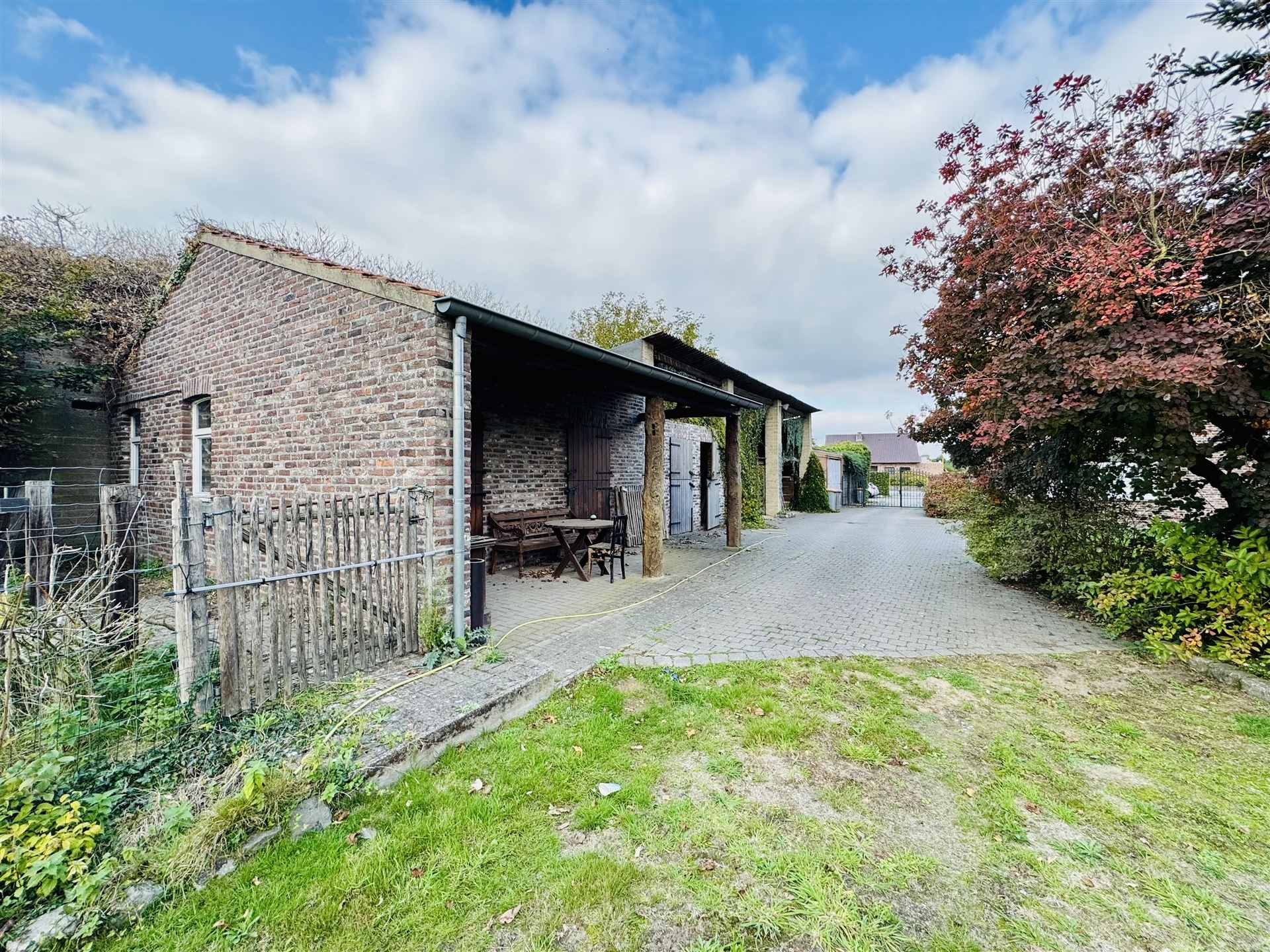 Hoeve met paardenaccomodatie. foto 45