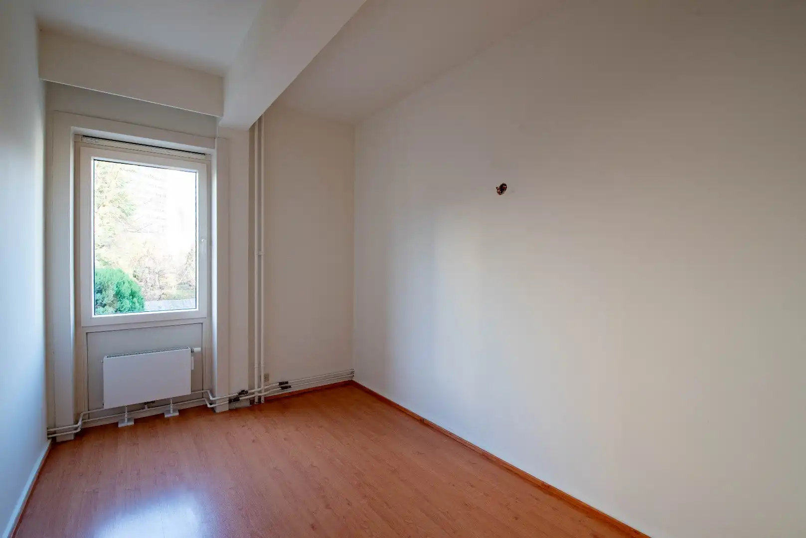 Instapklaar appartement op de 1ste verdieping met terras foto 12