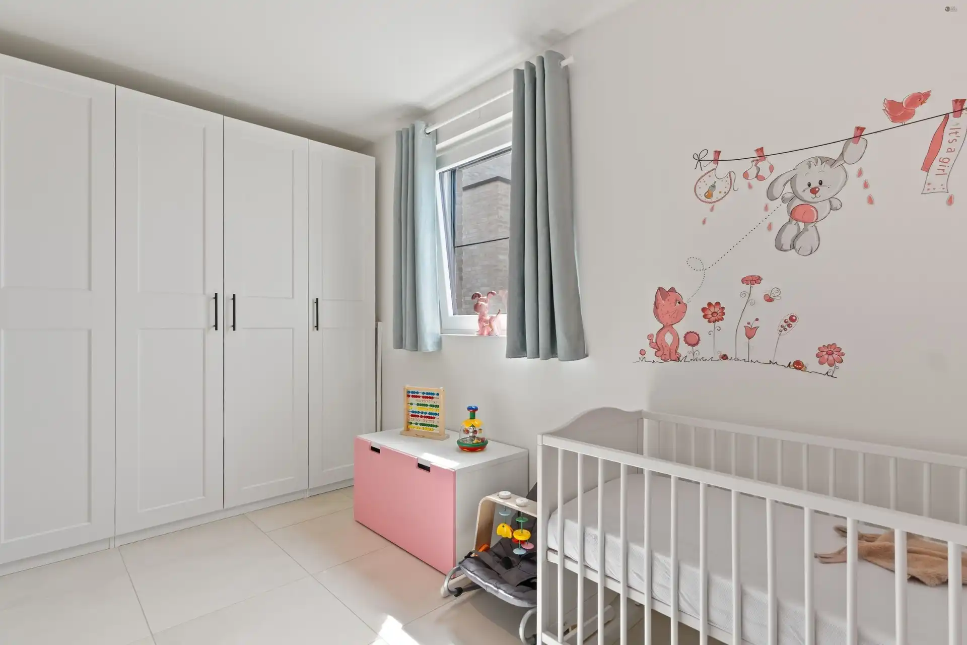 Luxueus afgewerkt gelijkvloers appartement te centrum Stekene foto 22