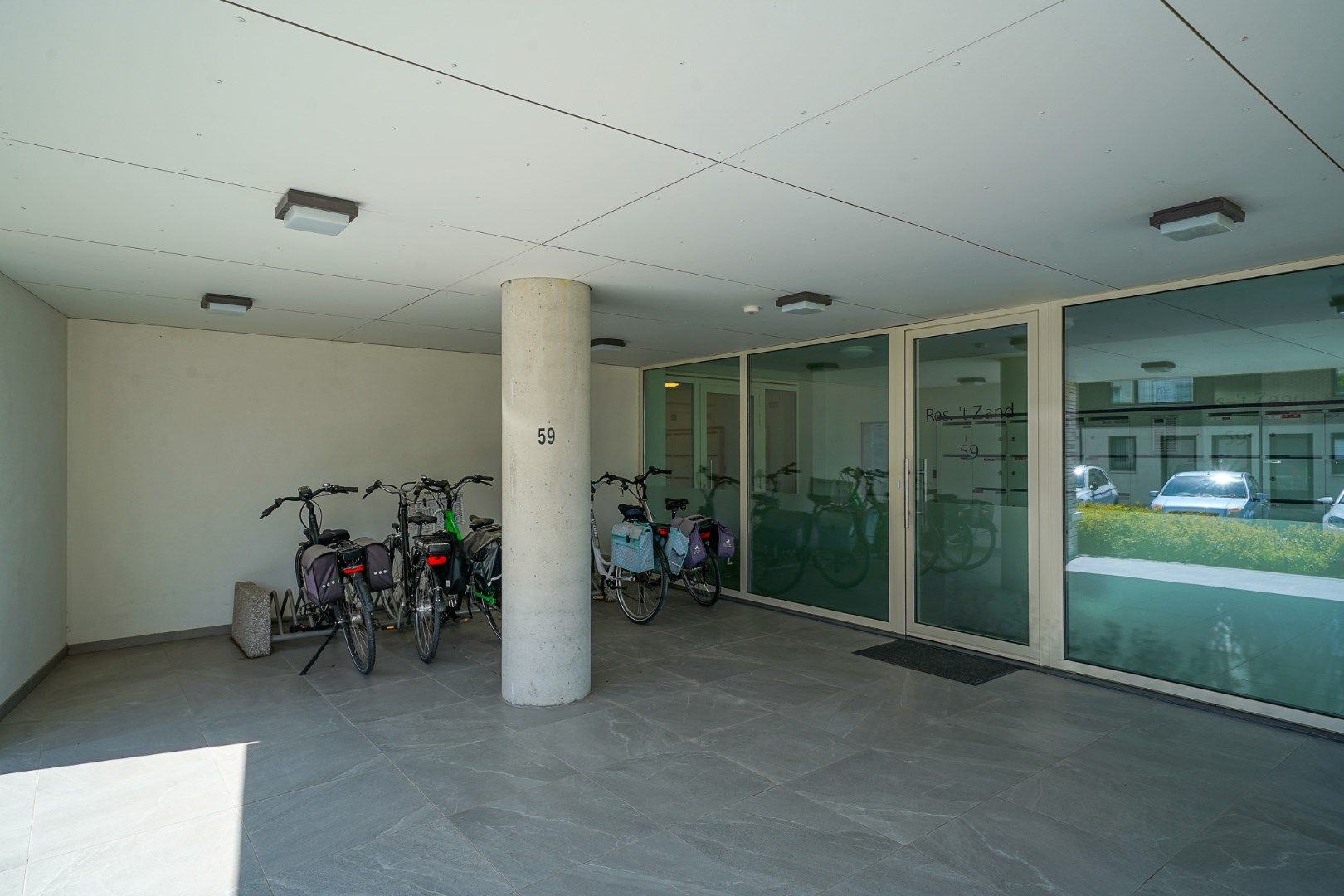 Prachtig appartement met open uitzicht foto 3