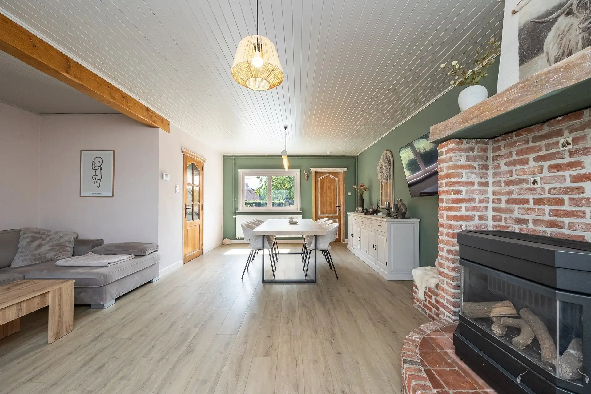 Landelijke woning met mooi uitzicht en weide foto 10