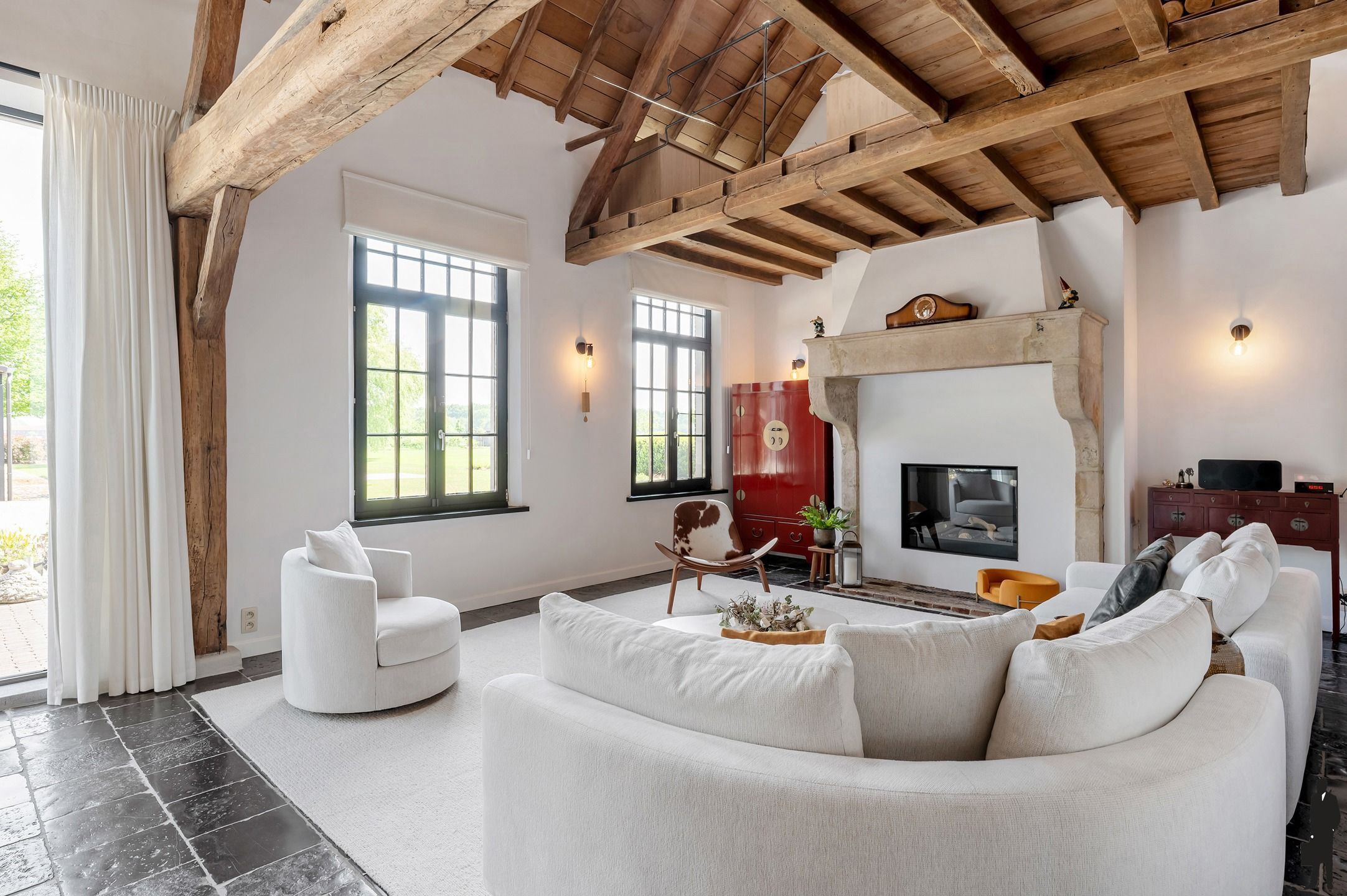 Unieke hoeve met schuur en bijgebouw op een perceel van 1ha foto 16