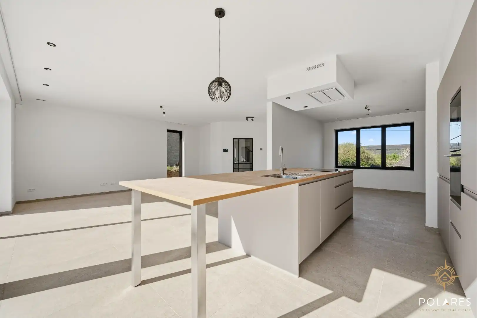 Rustig gelegen nieuwbouwwoning met 3 slaapkamers en tuin foto 4