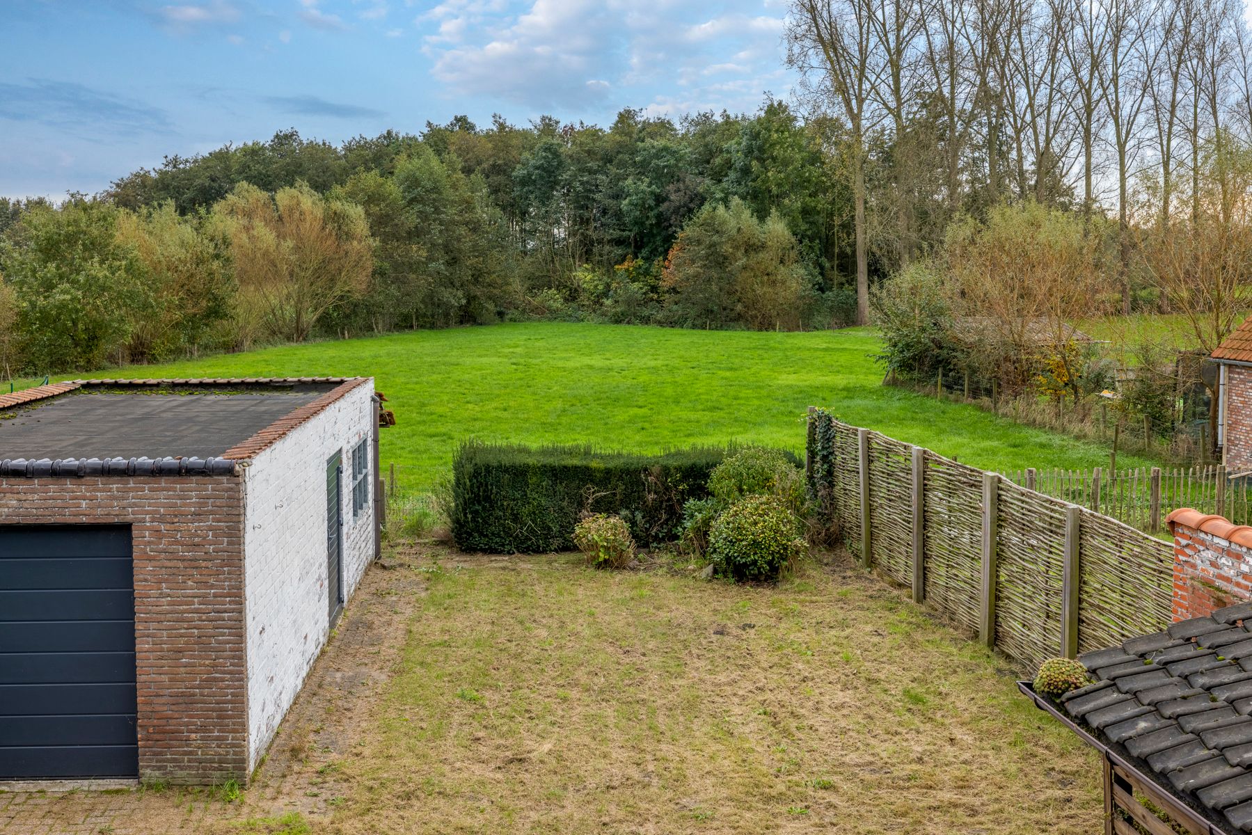 Te renoveren HOB met 3 slaapkamers, garage en vergezicht foto 17