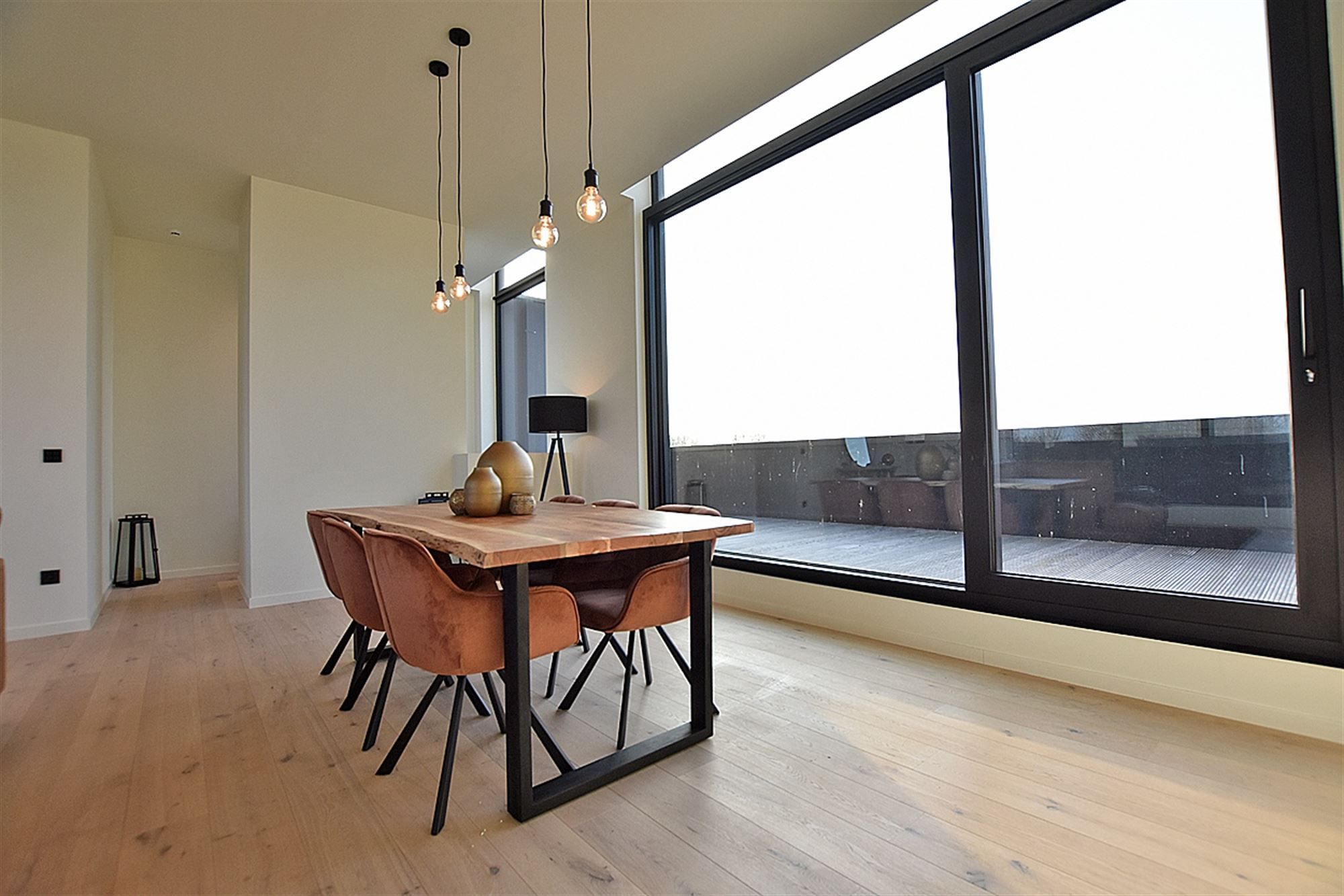 Stijlvol APPARTEMENT (DUPLEX) met 2 slpks & terras foto 6