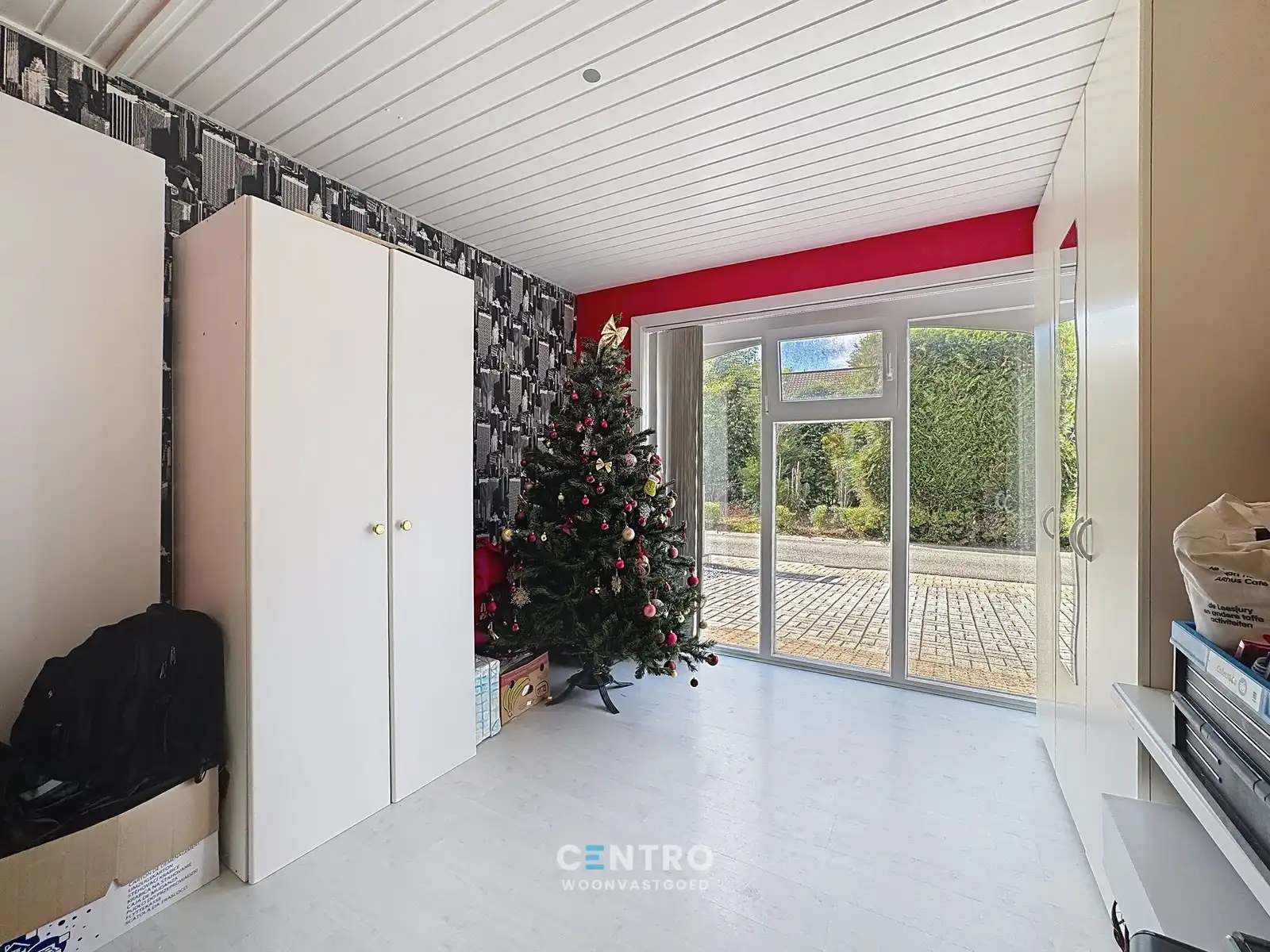 Villa met 5 slpks, veranda én carport te Roeselare! foto 17