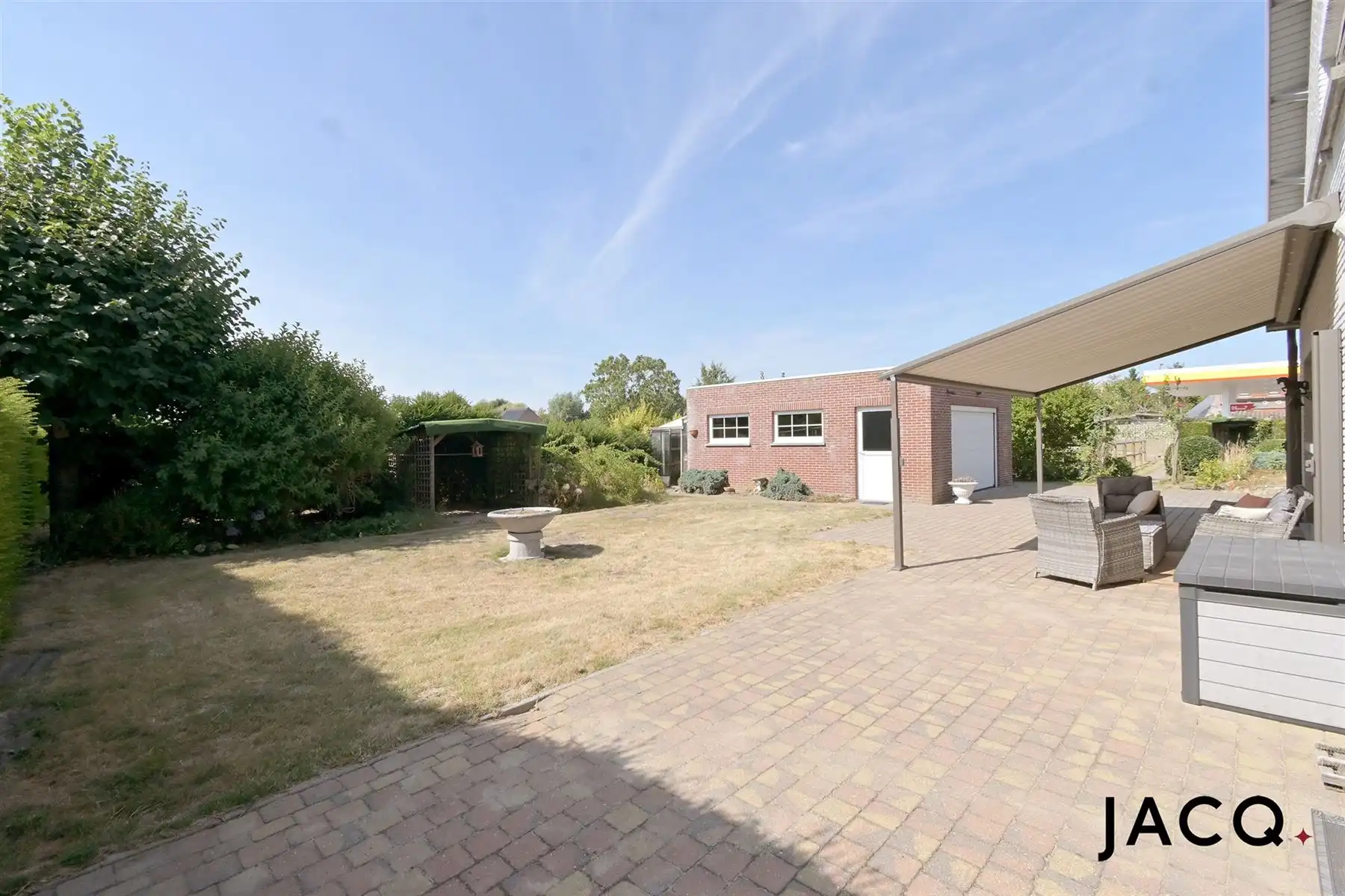 Ruime villa met 4slpk's op een prachtig perceel van 1203m²! foto 22