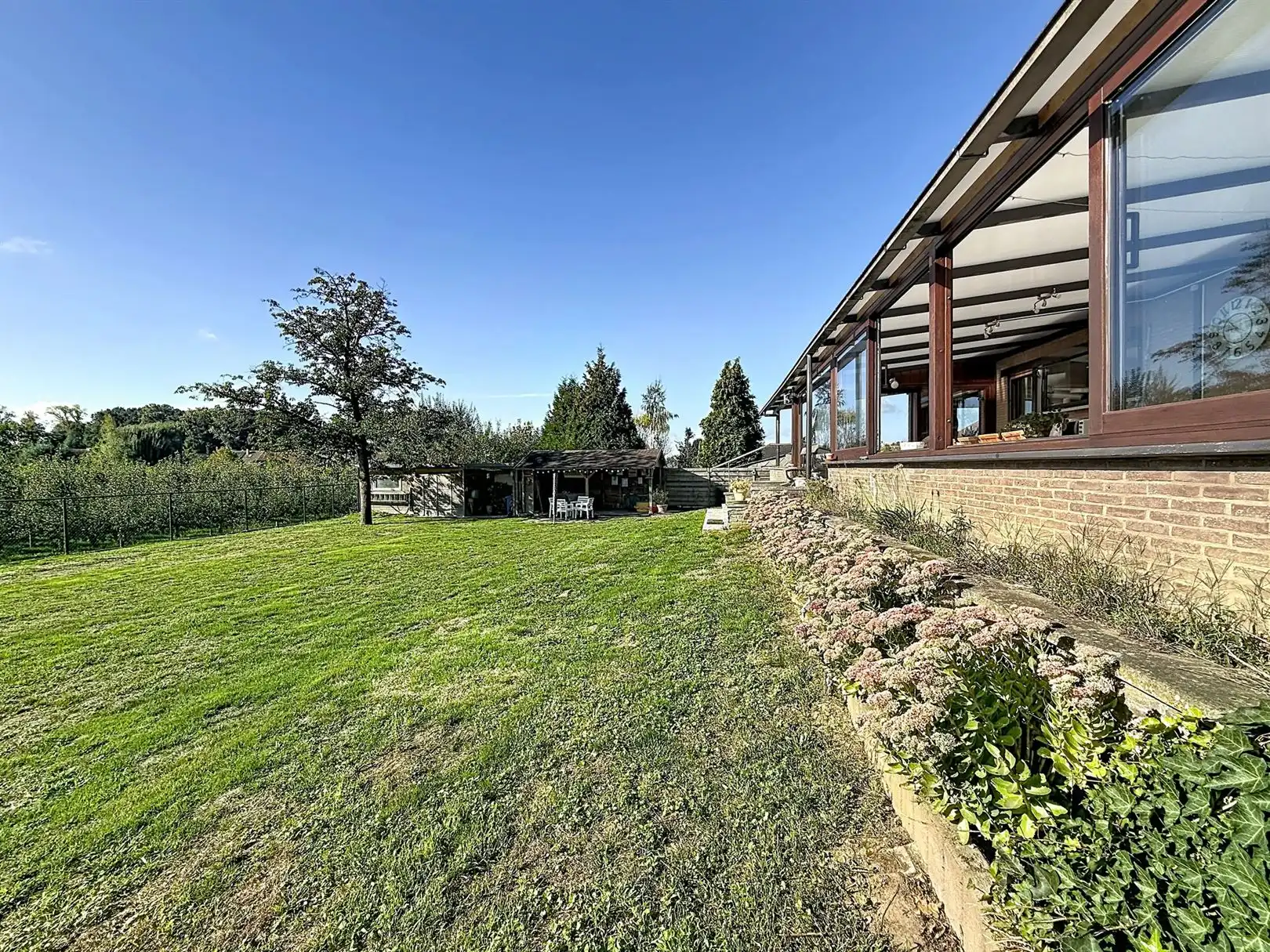 Ruime open bebouwing (bungalow), 3 slpks, 14a 10ca foto 8
