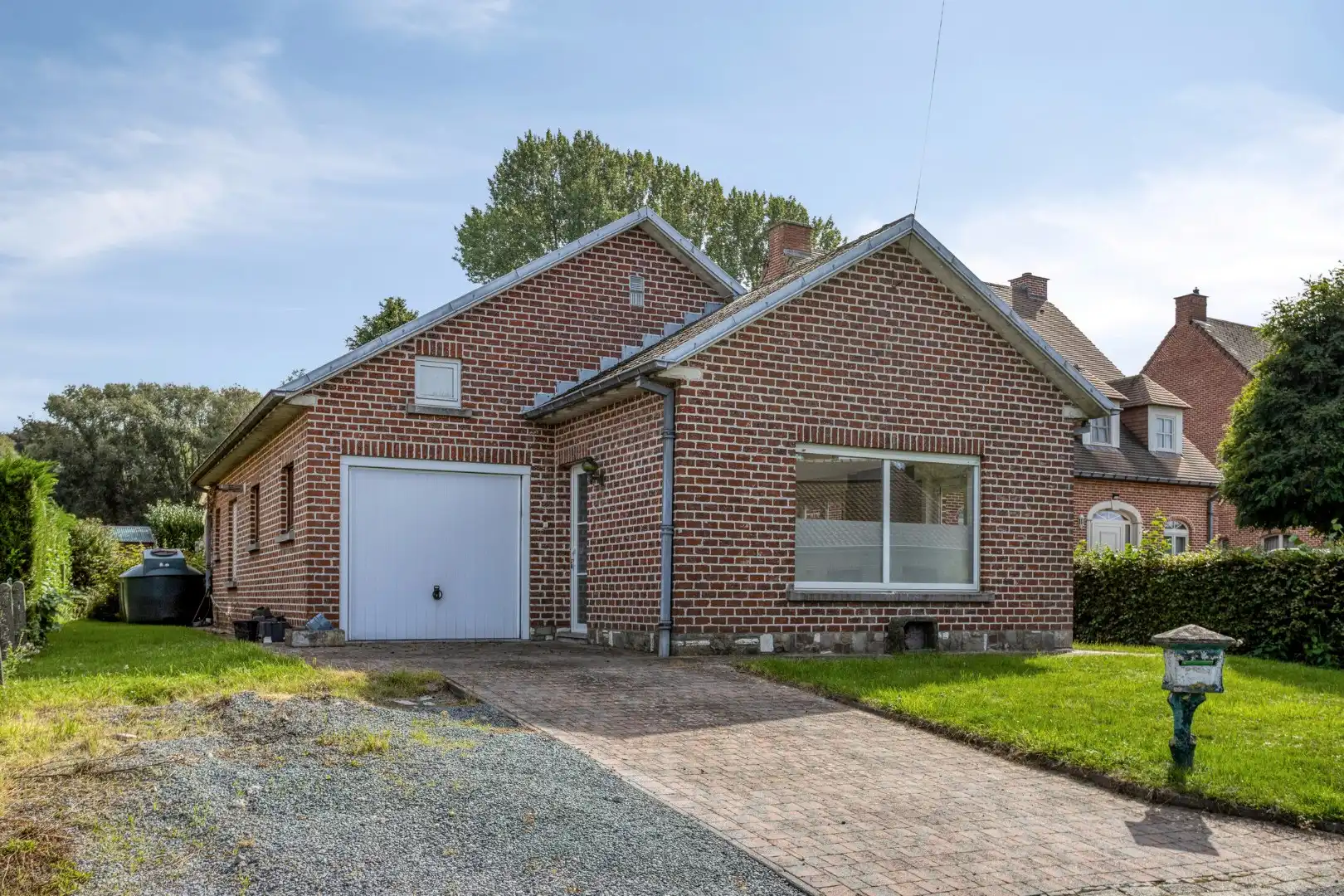 Hoofdfoto van de publicatie: Goed gelegen bungalow