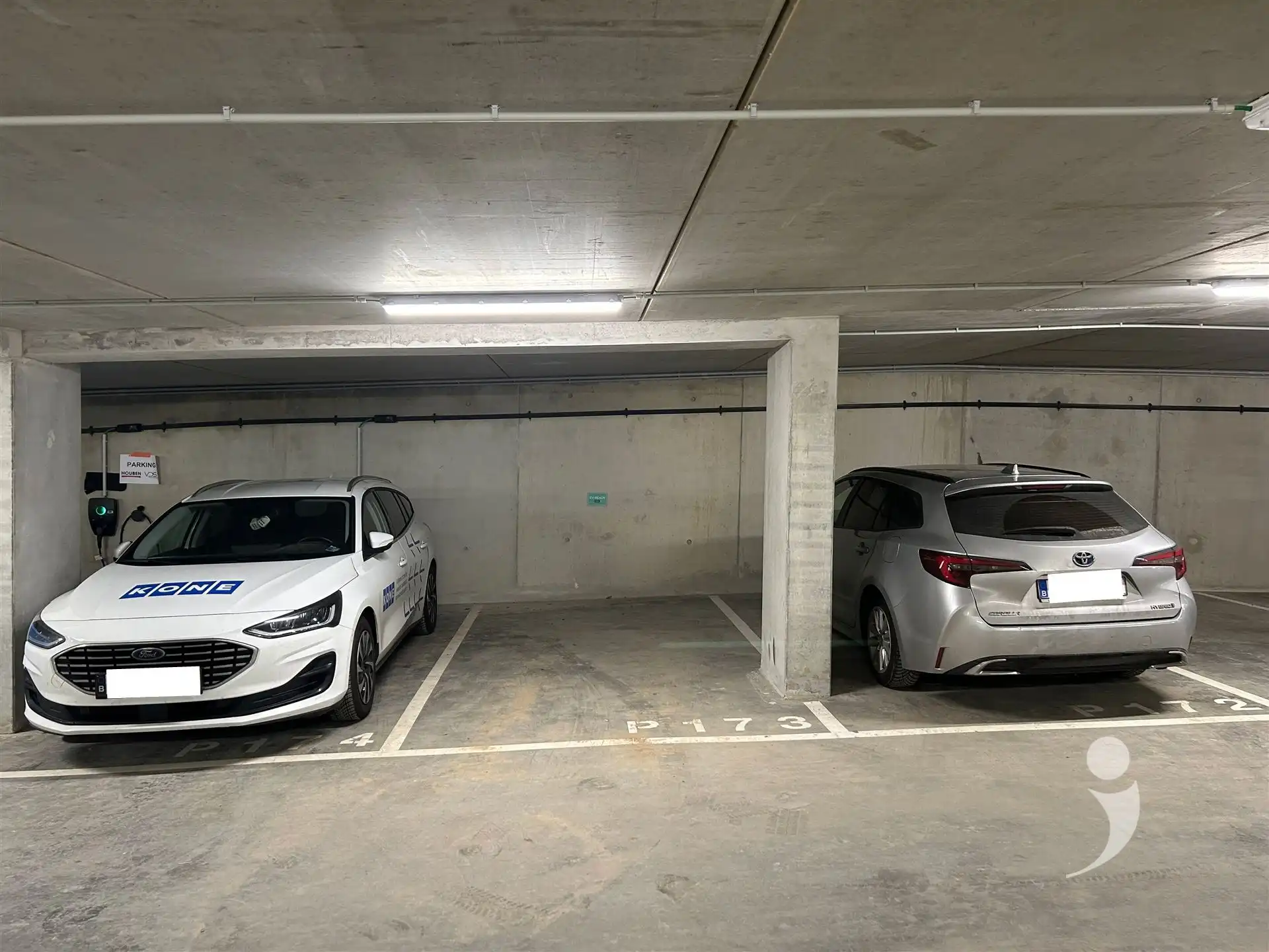 Recent gebouwde open staanplaatsen foto {{pictureIndex}}