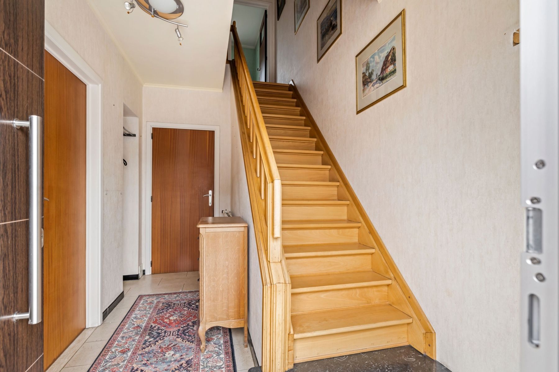 Op te frissen woning 4 slaapkamers foto 9