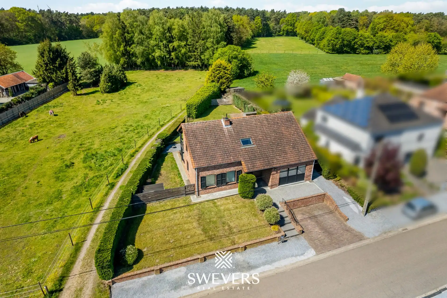 Rustige gezinswoning met studio en groene omgeving in Oostham foto 32
