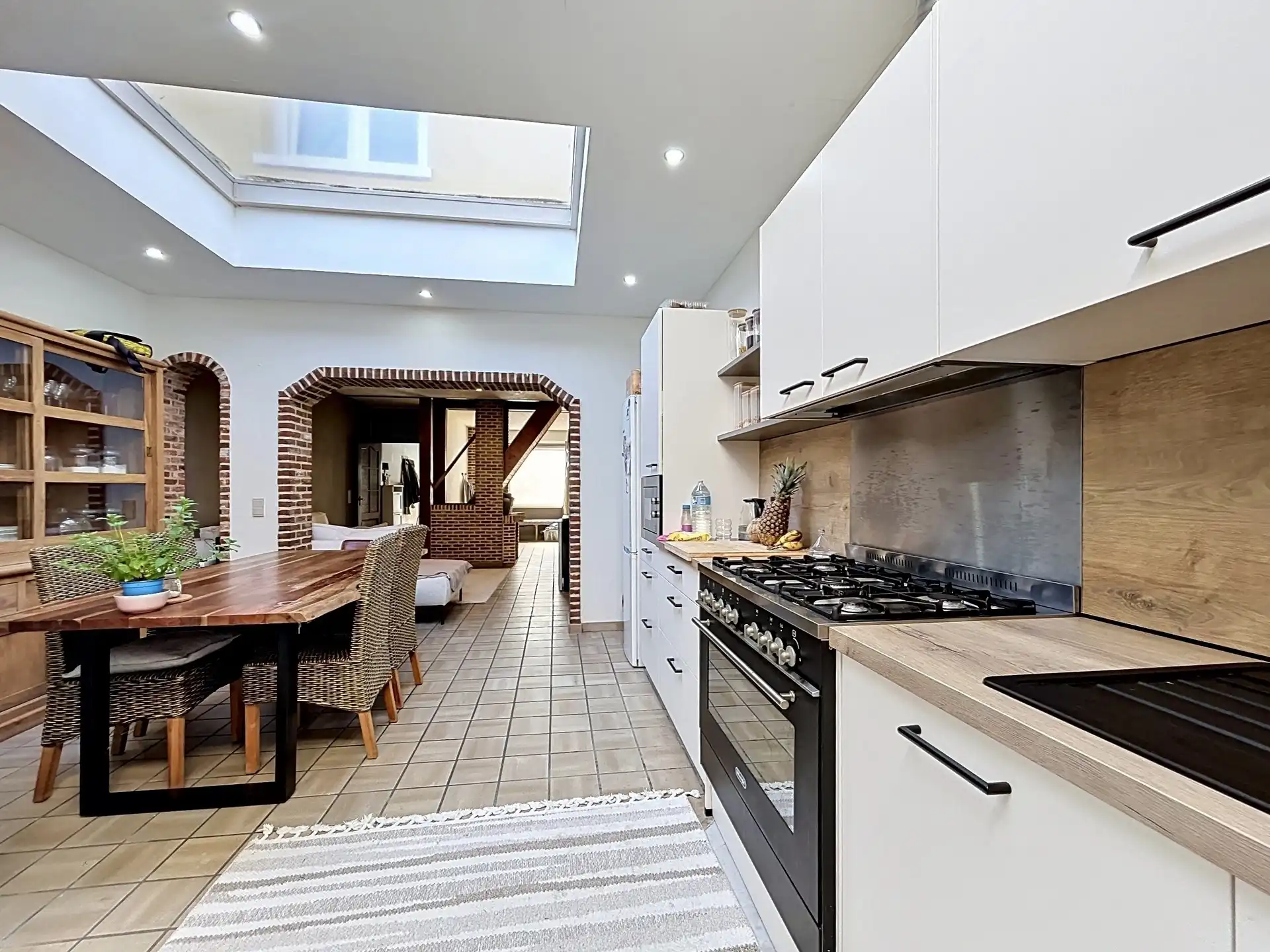 Prachtige gezinswoning met 3 slaapkamers in hartje Sint-Niklaas! foto 9