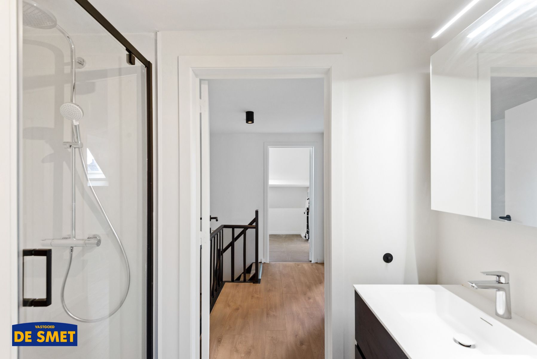 Centraal, zéér energiezuinig, vernieuwd duplex appartement foto 16