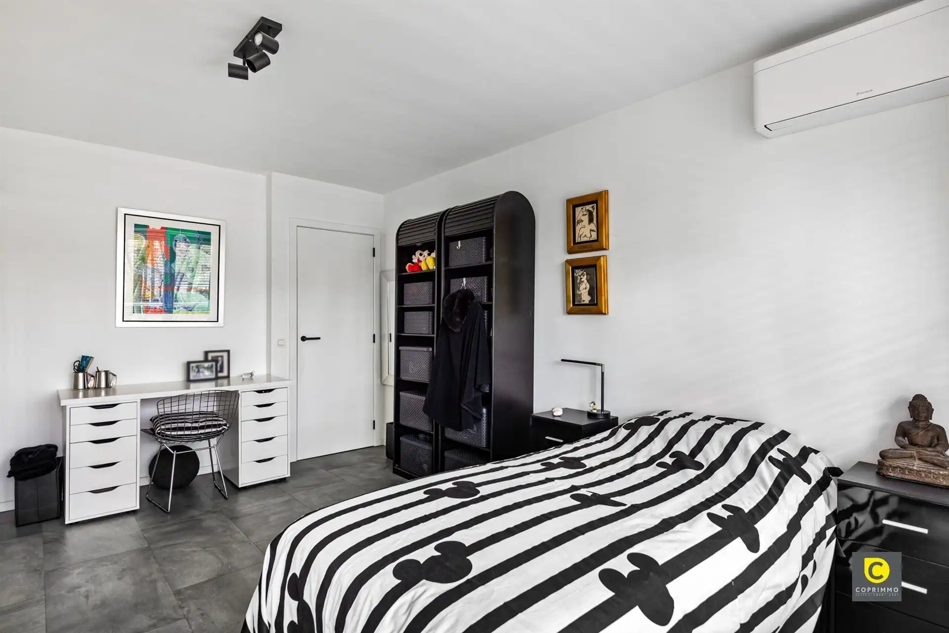 Recent gerenoveerd 2 slpk app met airco en terras! foto 8