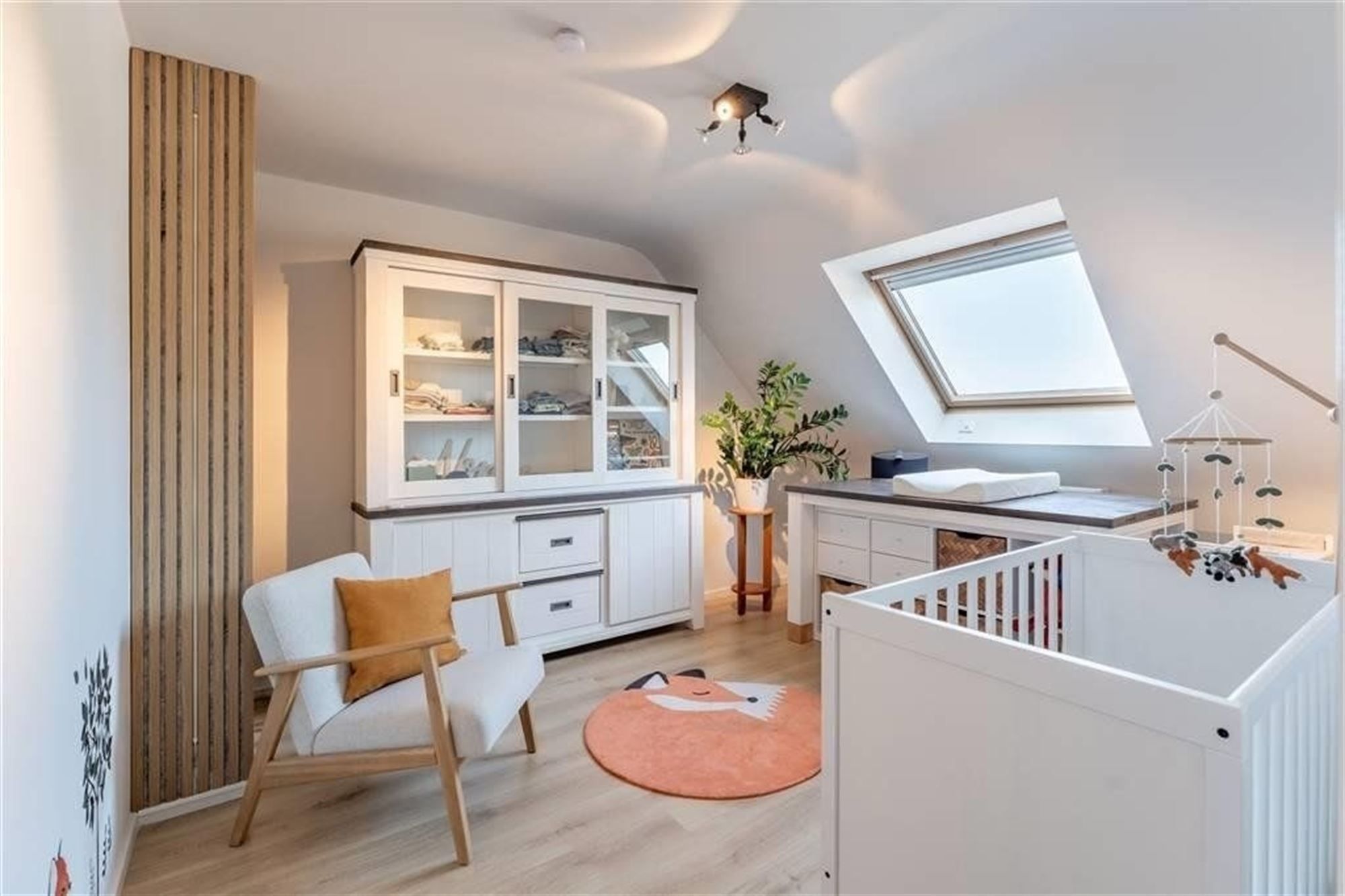 Zeer ruim appartement met 3 slaapkamers op toplocatie foto 4