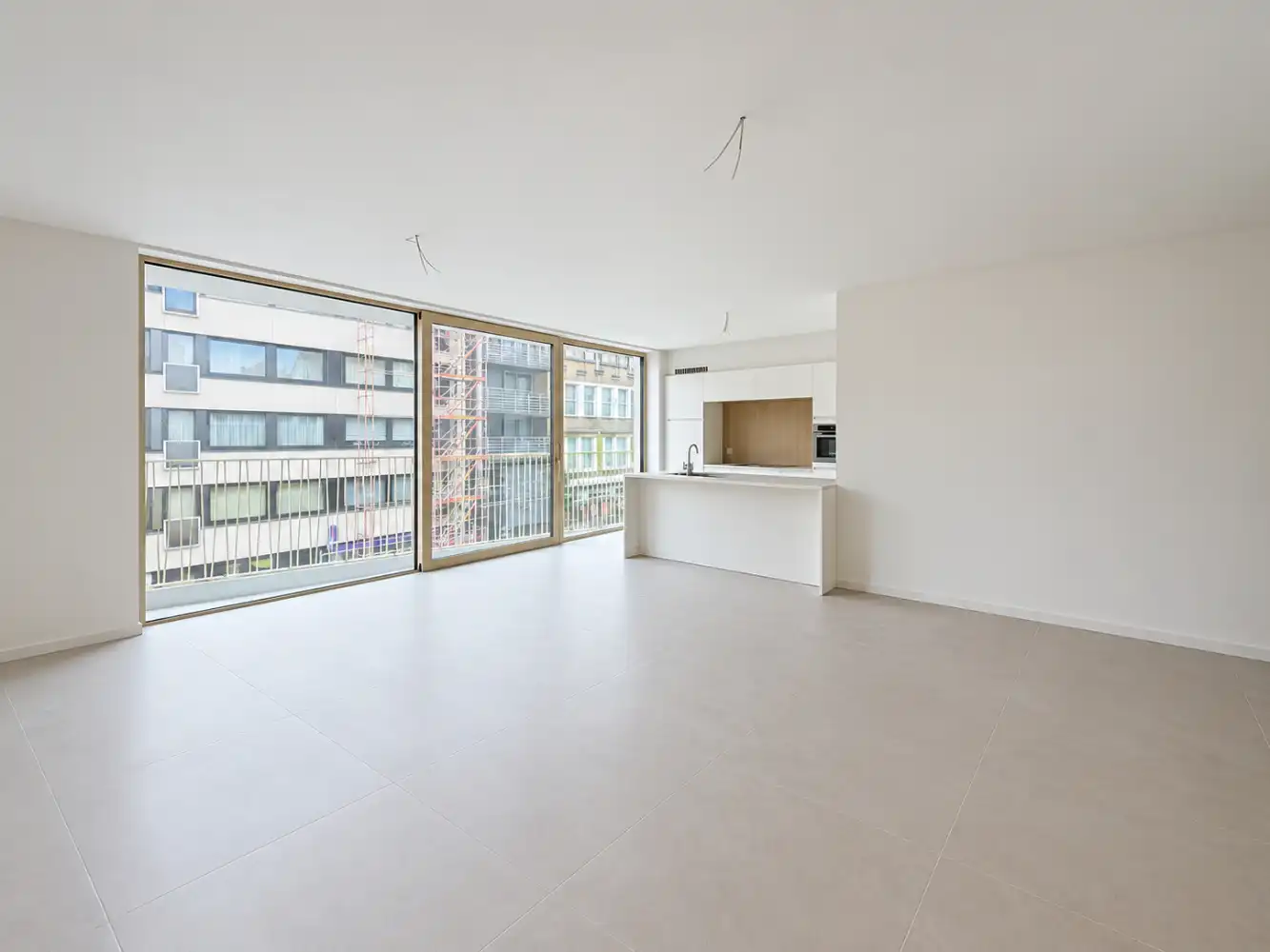 Ruim nieuwbouwappartement met 2 slaapkamers vlakbij het centrum foto 2