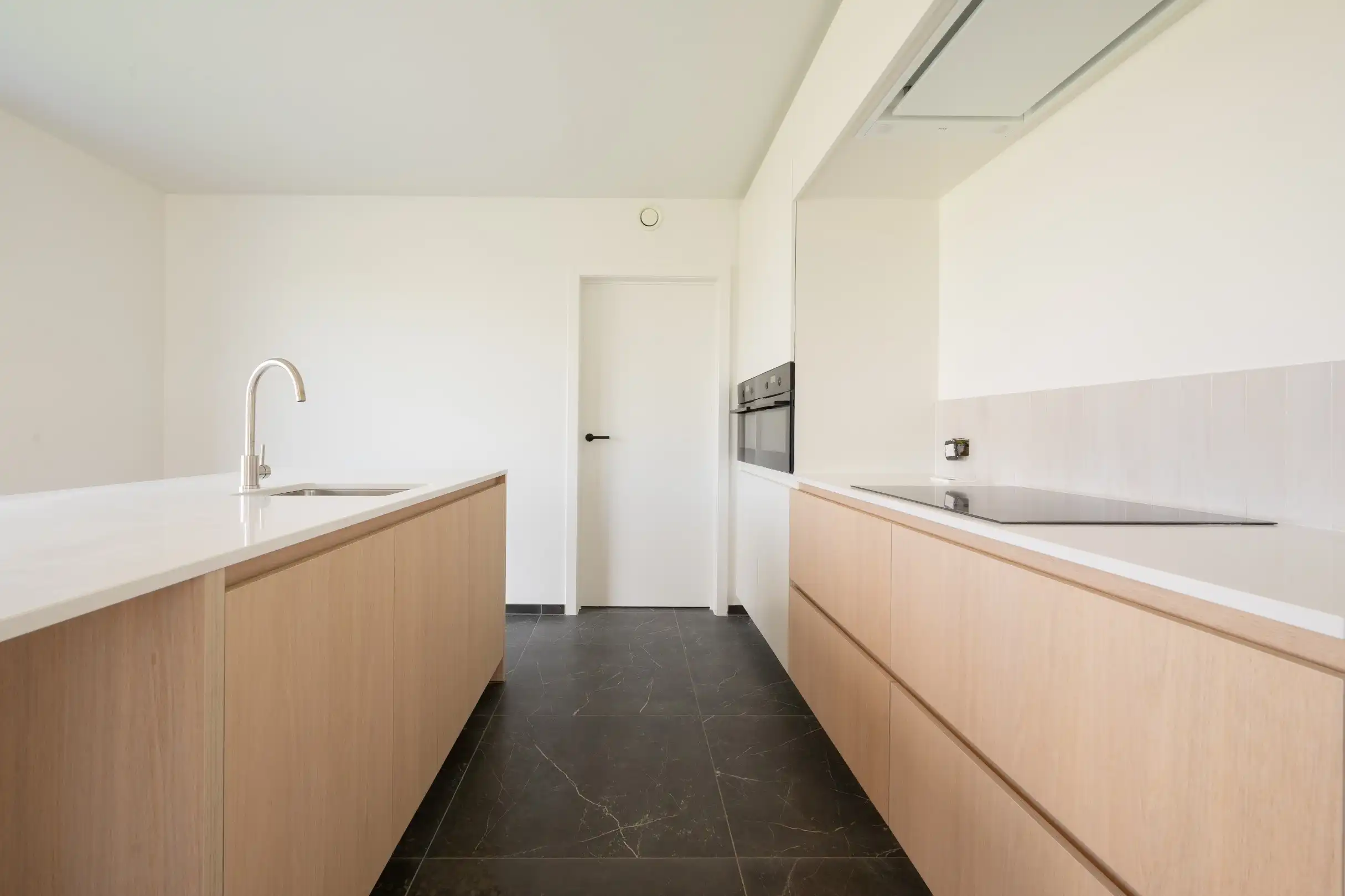 Karaktervolle nieuwbouwvilla met uitzonderlijke ruimte en verfijnde afwerking. foto 8