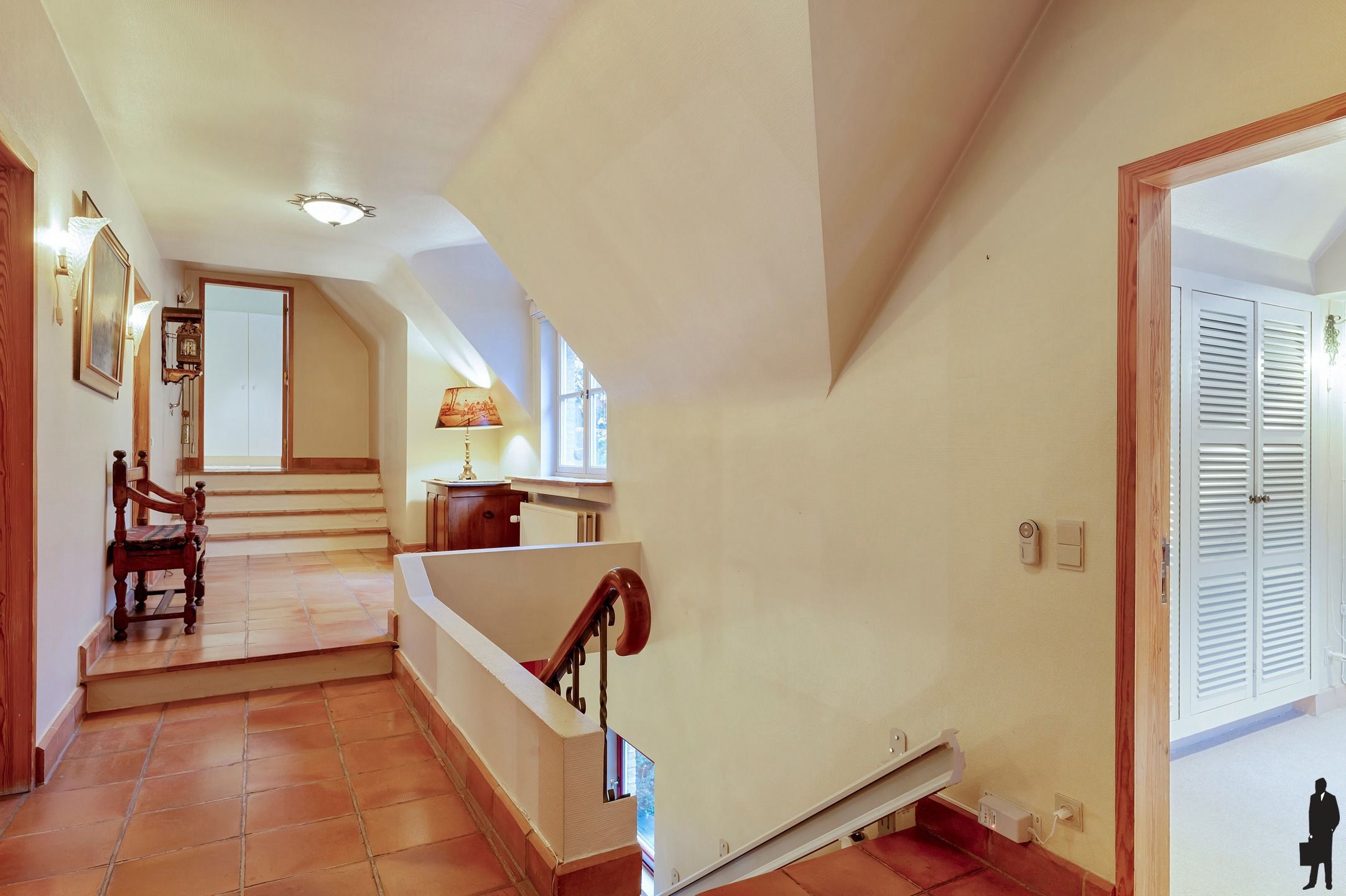 Op absolute toplocatie gelegen villa! foto 13