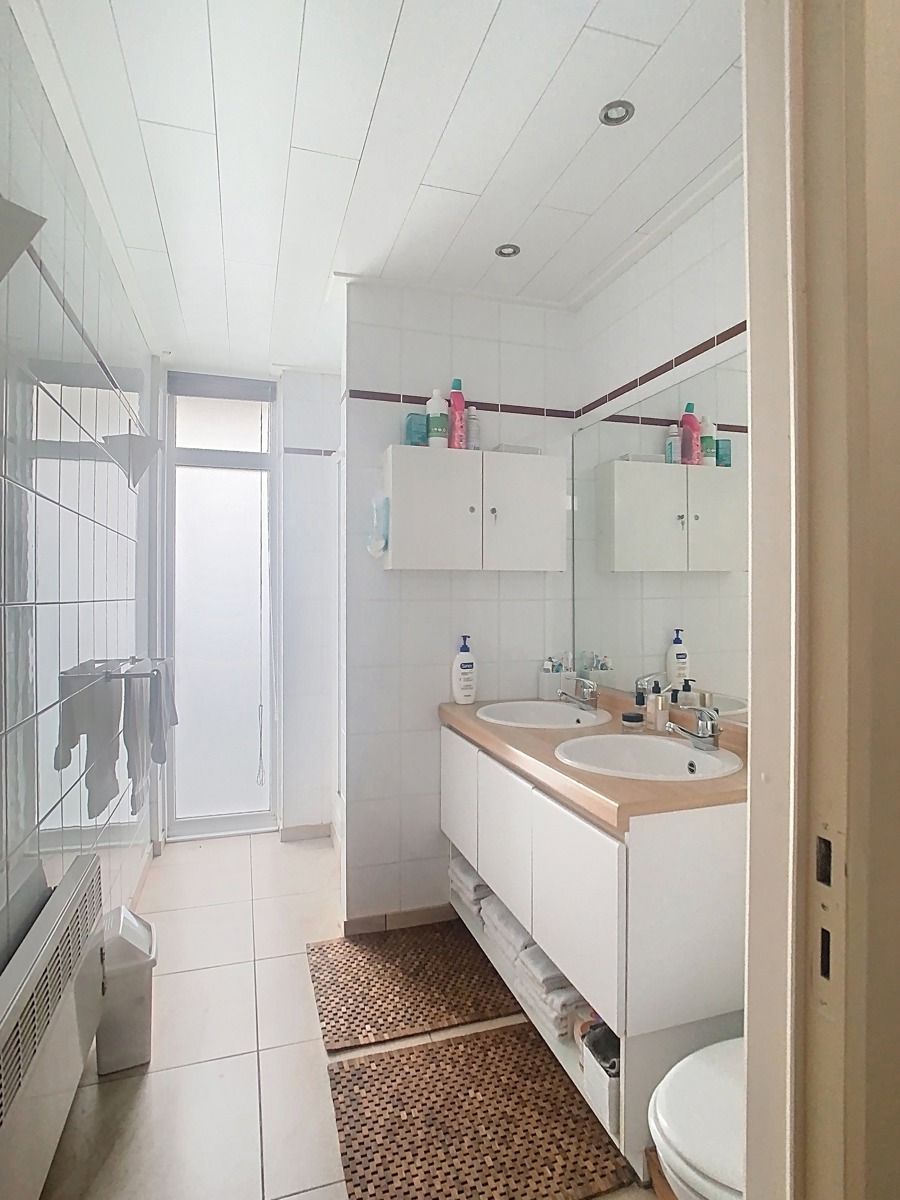 Huis met 2 SLPK, Tuin én Garage, nabij de duinen! foto 9