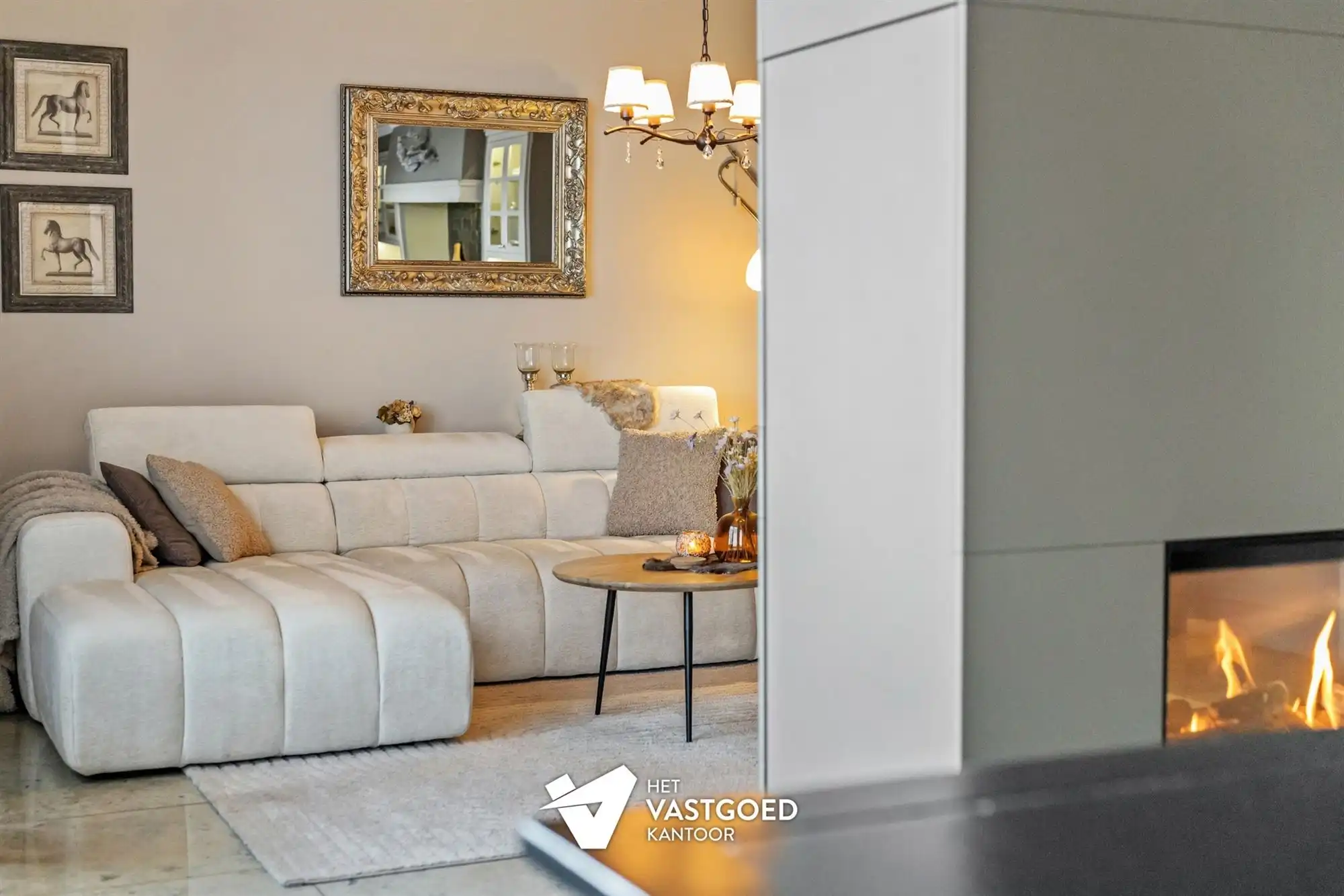 VRIJSTAANDE PENTHOUSE MET 3 SLPKS EN ZEER RUIM TERRAS! foto {{pictureIndex}}