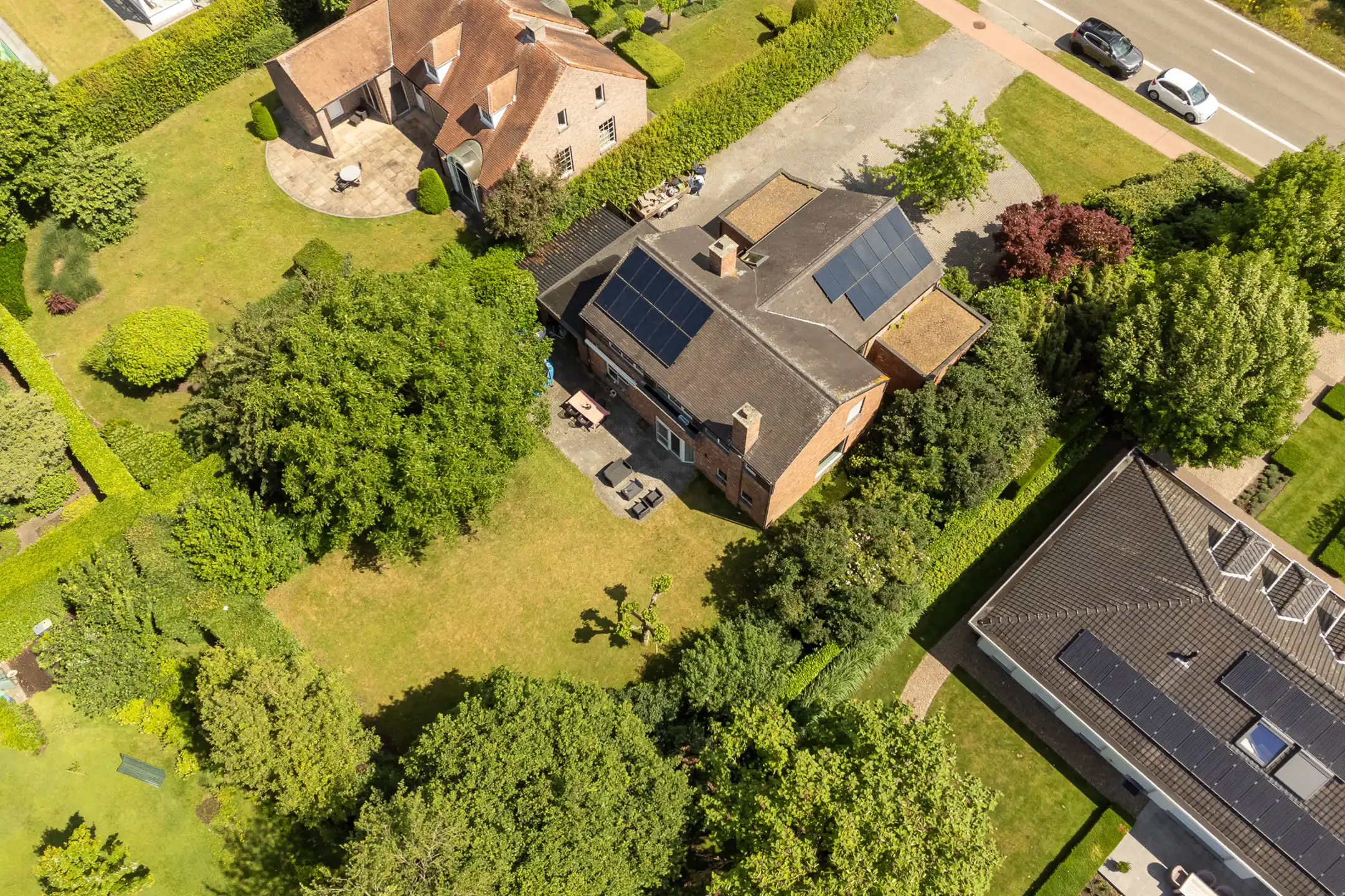 Ruime woning met 4-5 slpks en bedrijfsruimte in Turnhout. foto 44