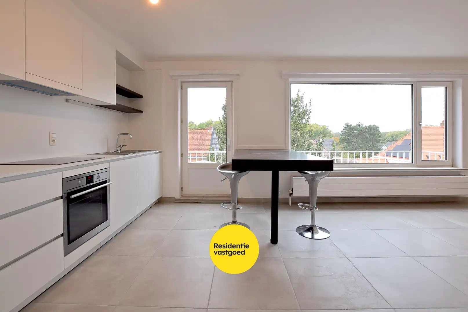 Investeringsvastgoed (gerenoveerd in 2024) omvat 2 afzonderlijk te verhuren appartementen samen 145m²! foto 11