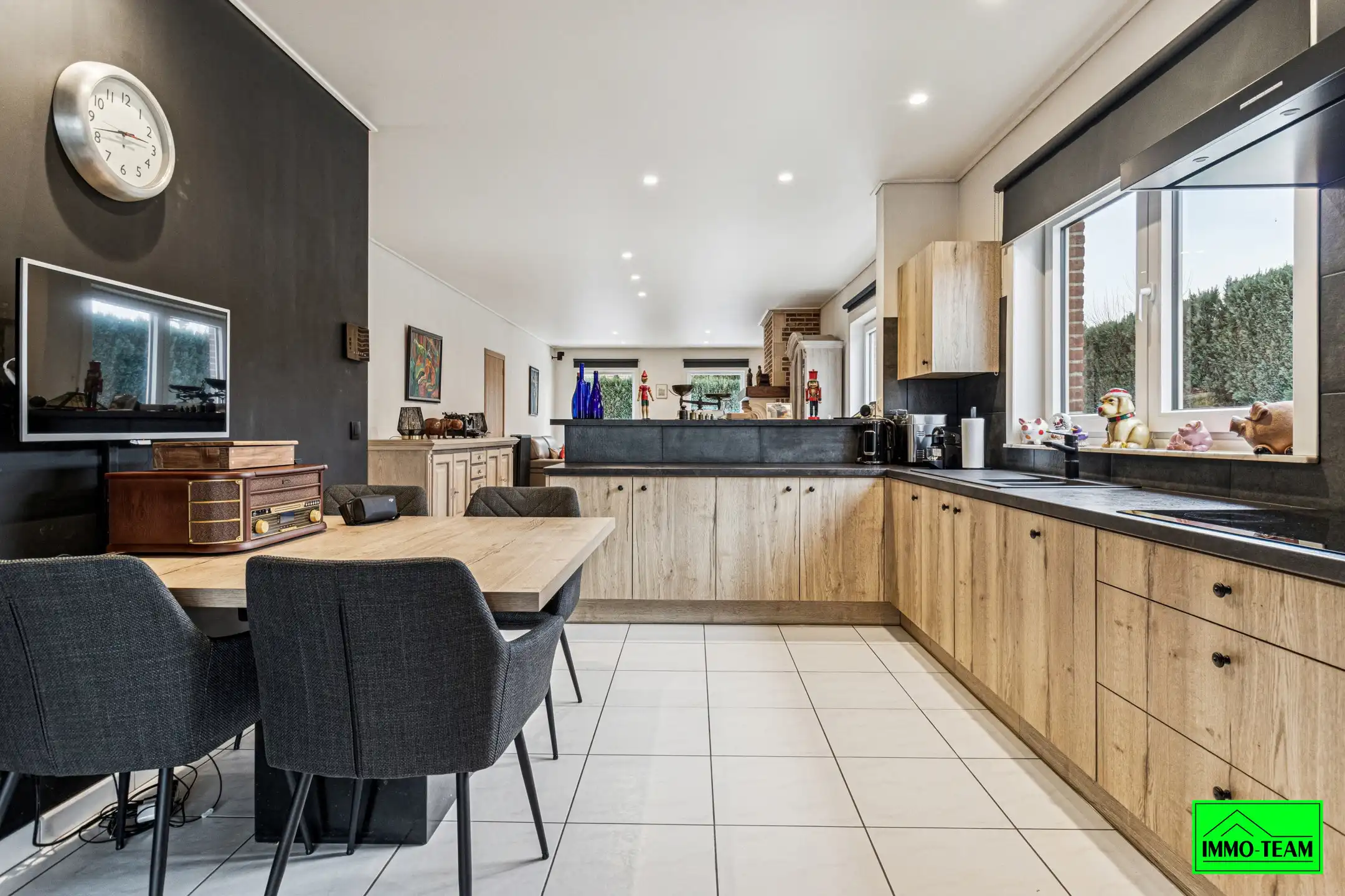 Ruime rustig gelegen woning  foto 9