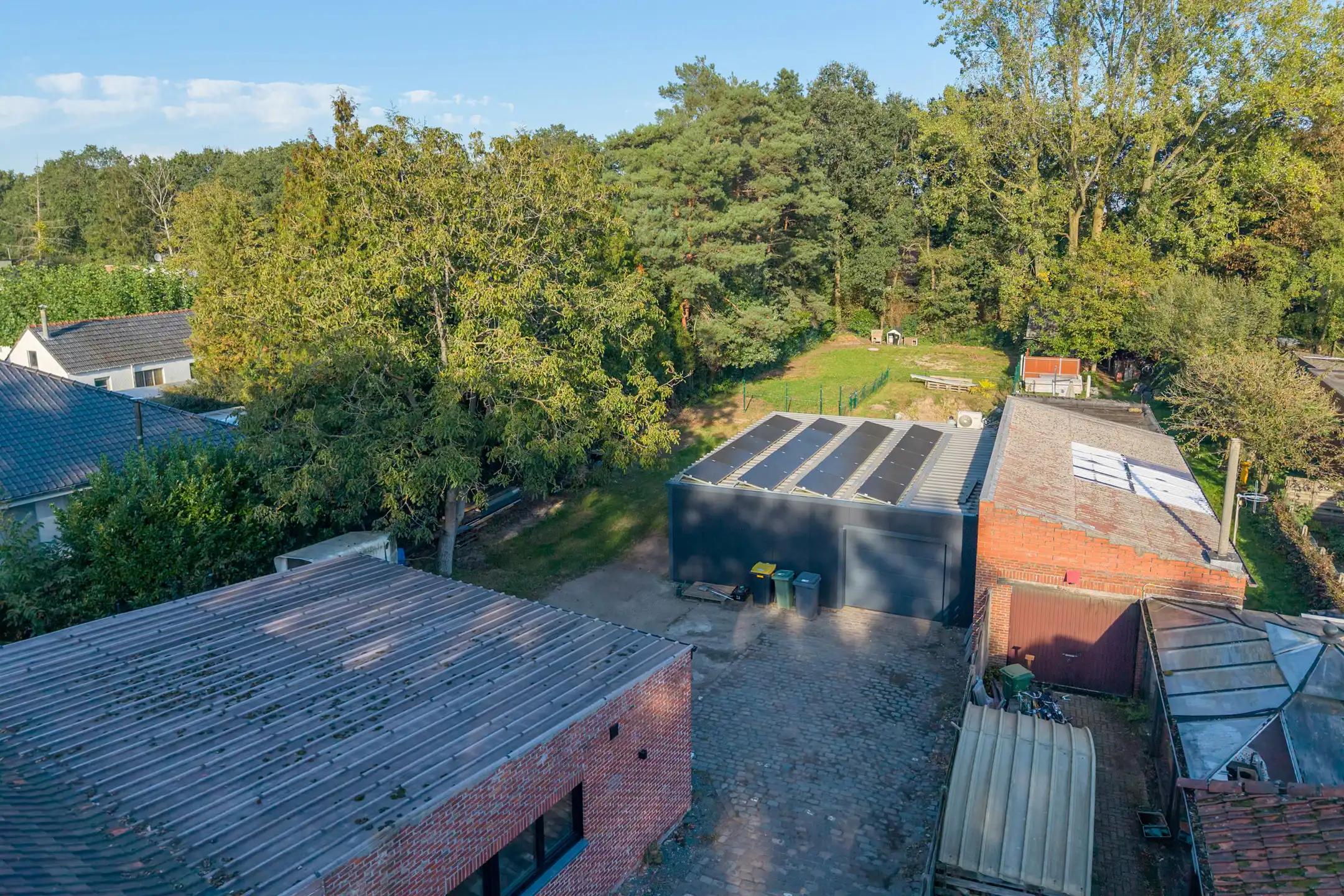 Ger. woning met 3 slpk en grote garage/werkplaats op 1.705 m² foto 52