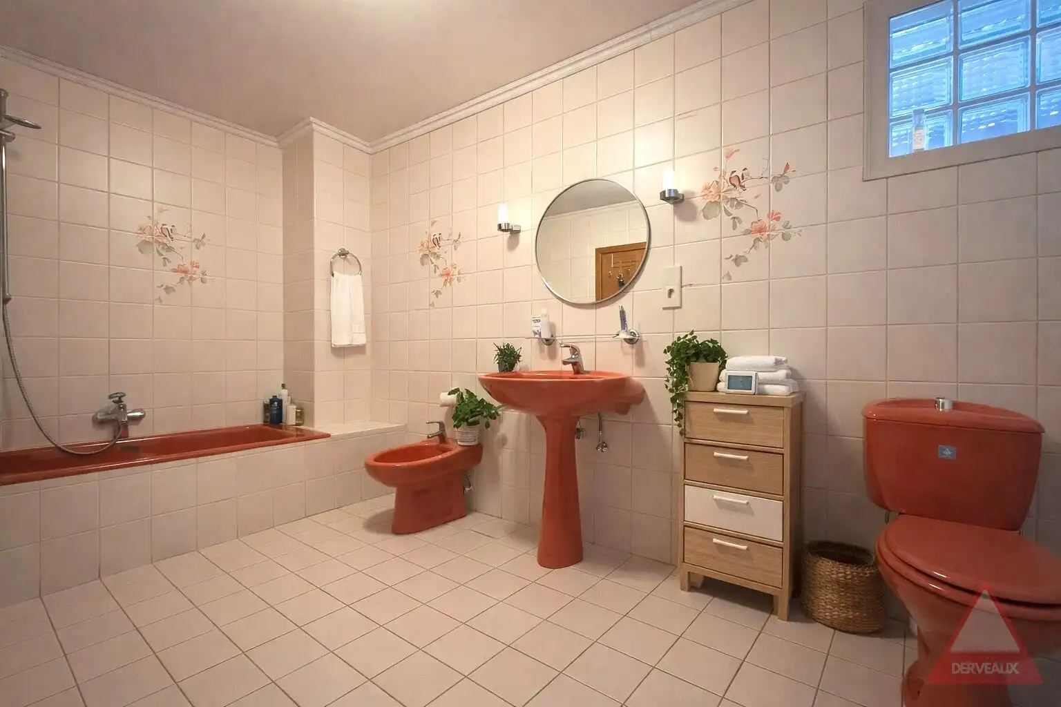 Zonnebeke – Woning met ruime tuin en uitweg achteraan foto 9