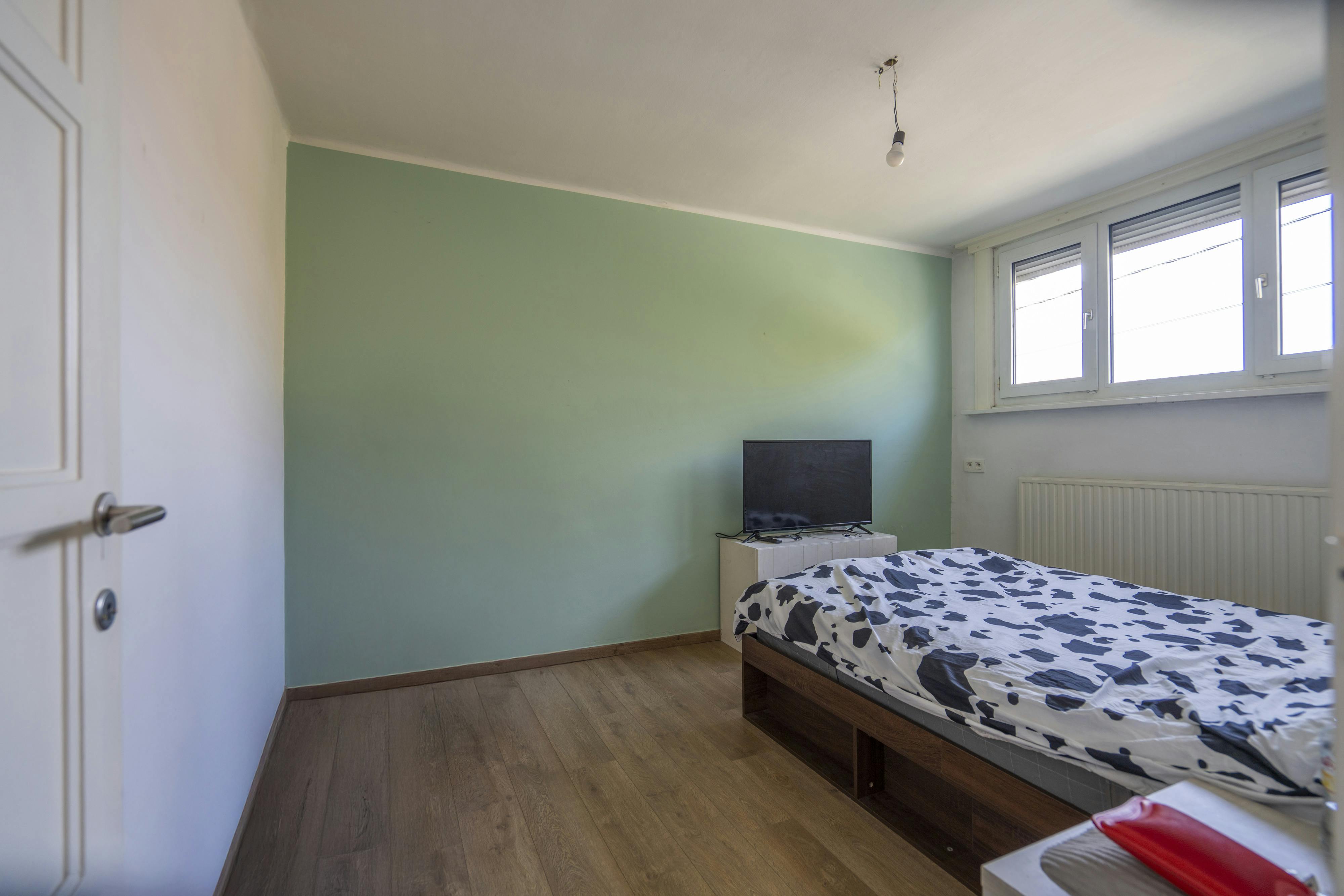 Woning met 2 slaapkamers en een ruime tuin in Kortrijk foto 15