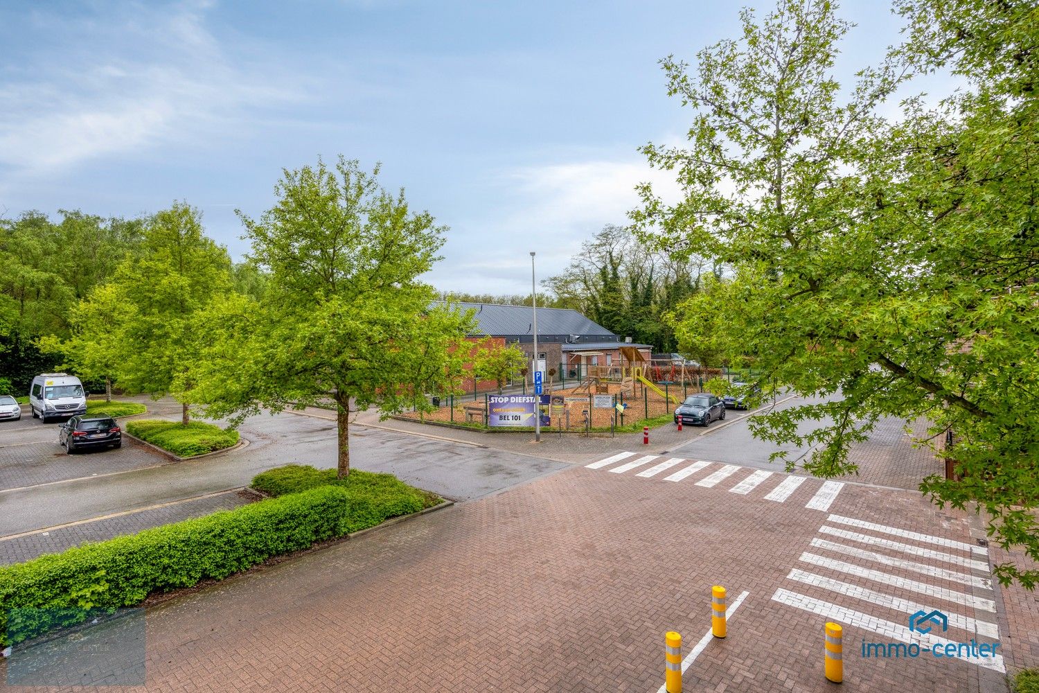Lichtrijk en Instapklaar Appartement (150 m²) met 3 Slaapkamers en 2 Ondergrondse Parkeerplaatsen in Genk foto 29