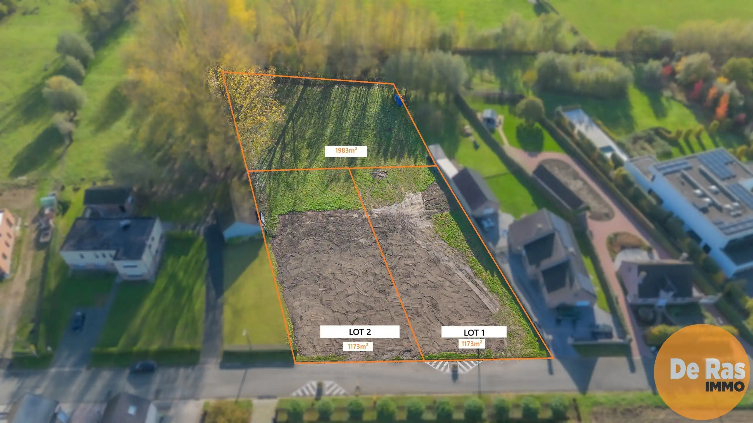 MASSEMEN – Bouwgrond voor open bebouwing, unieke ligging! foto {{pictureIndex}}