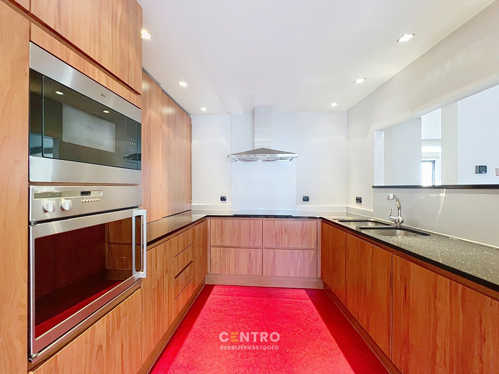 INSTAPKLARE woning met riant dakterras en incl. ondergrondse garage te Tielt! foto 17