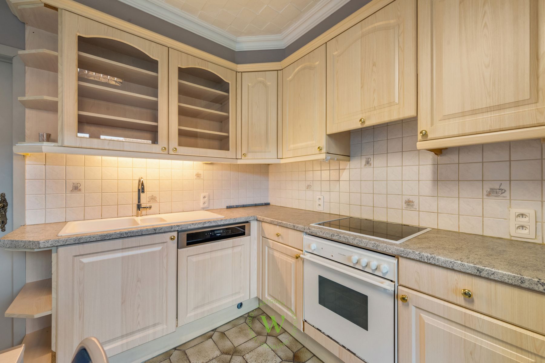 Lichtrijke woning met 4 slpks en bijgebouw Sint-Michiels foto 8