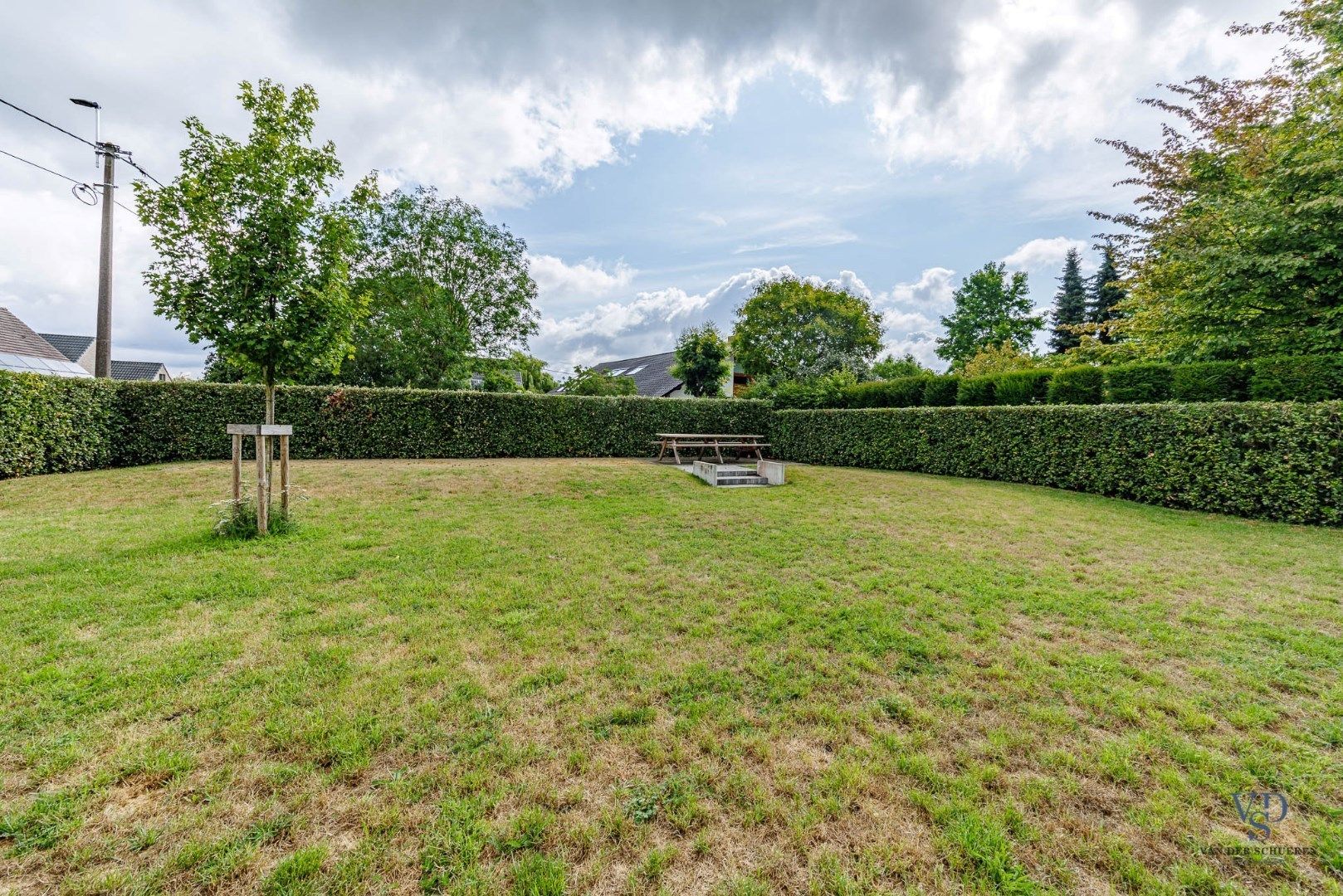 Rustig gelegen stuk bouwgrond, geschikt voor een Open Bebouwing  foto 2